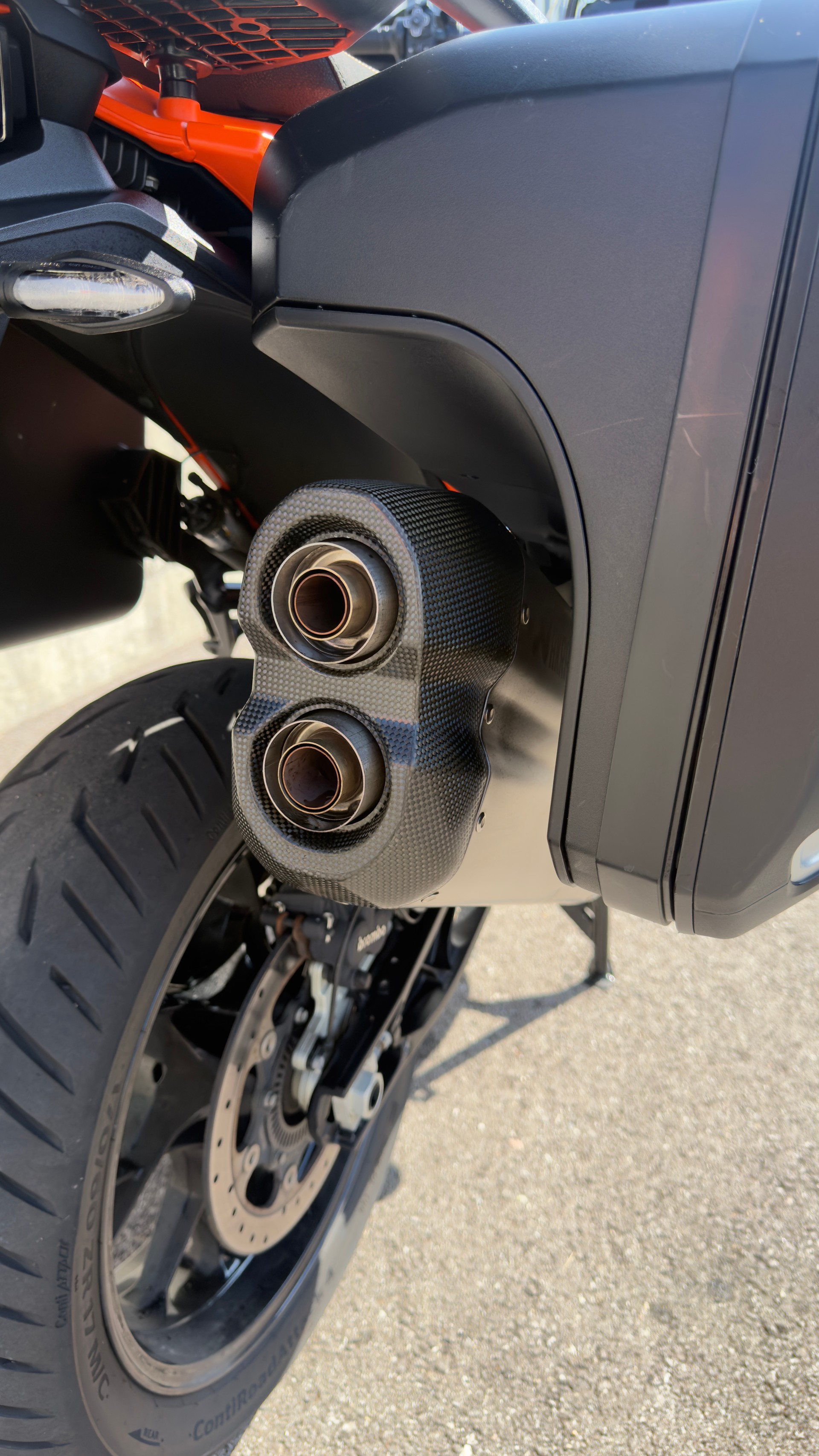 KTM 1290 Super Adventure S-image-10