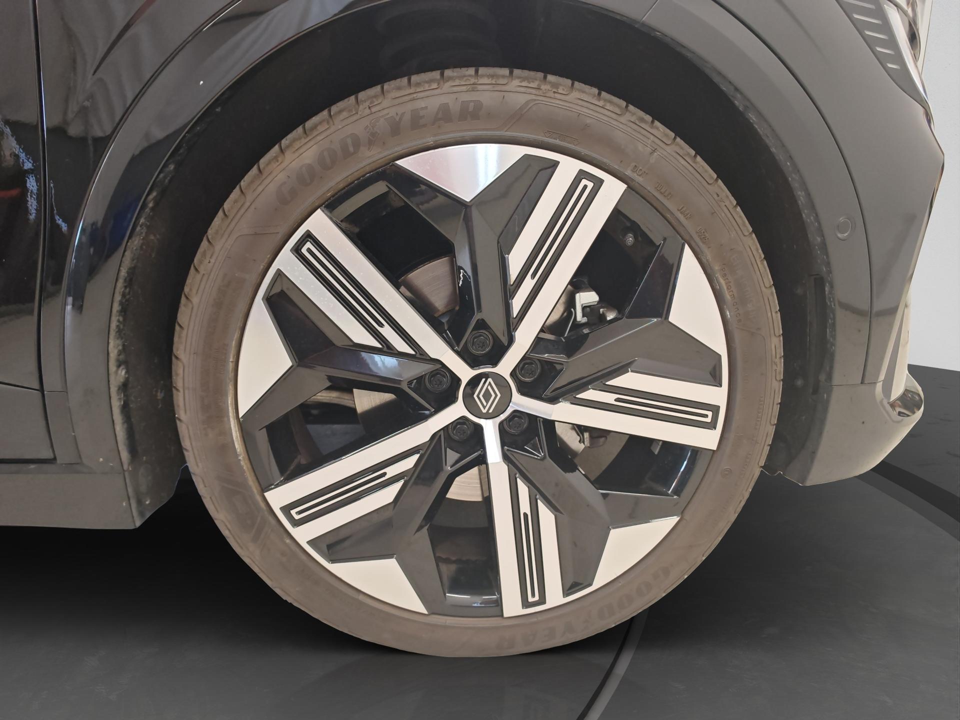 RENAULT Mégane E-TECH EV60 Iconic-image-17