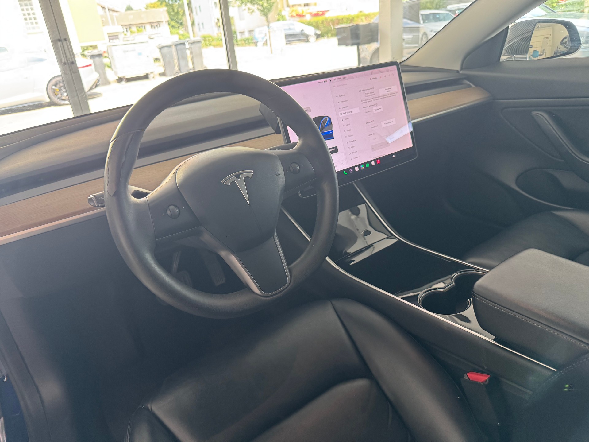 TESLA Model 3 Long Range Dual Motor AWD-image-18