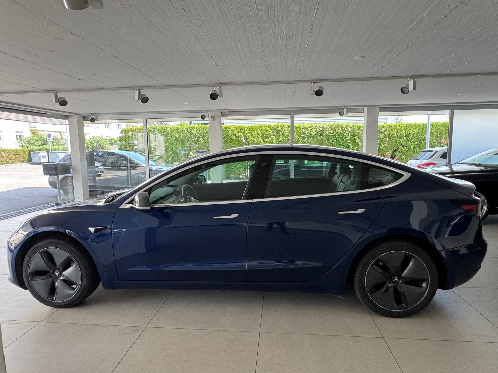 TESLA Model 3 Long Range Dual Motor AWD-image-4