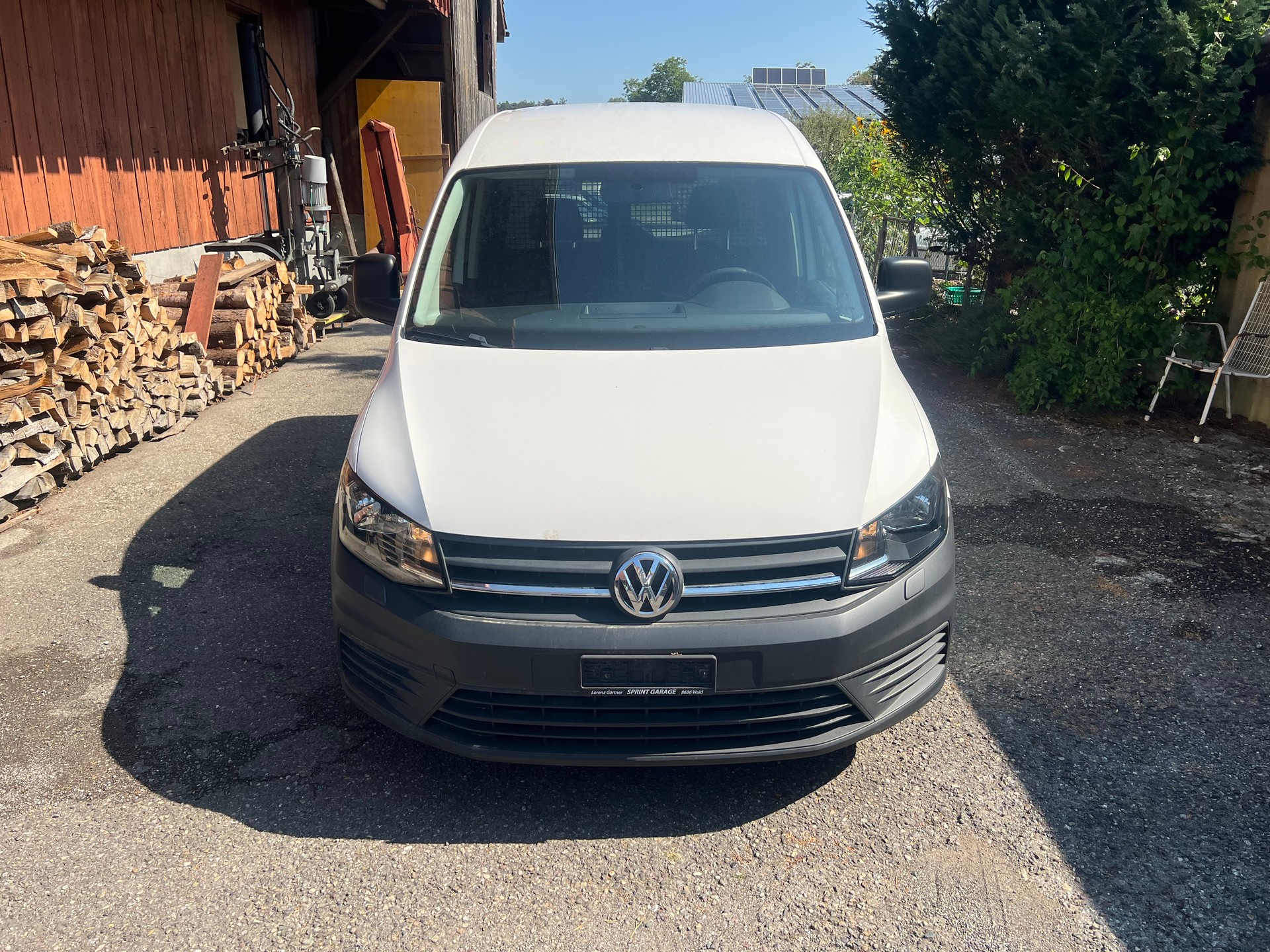 VW Caddy 2.0TDI BlueMotion Technology DSG-image-1