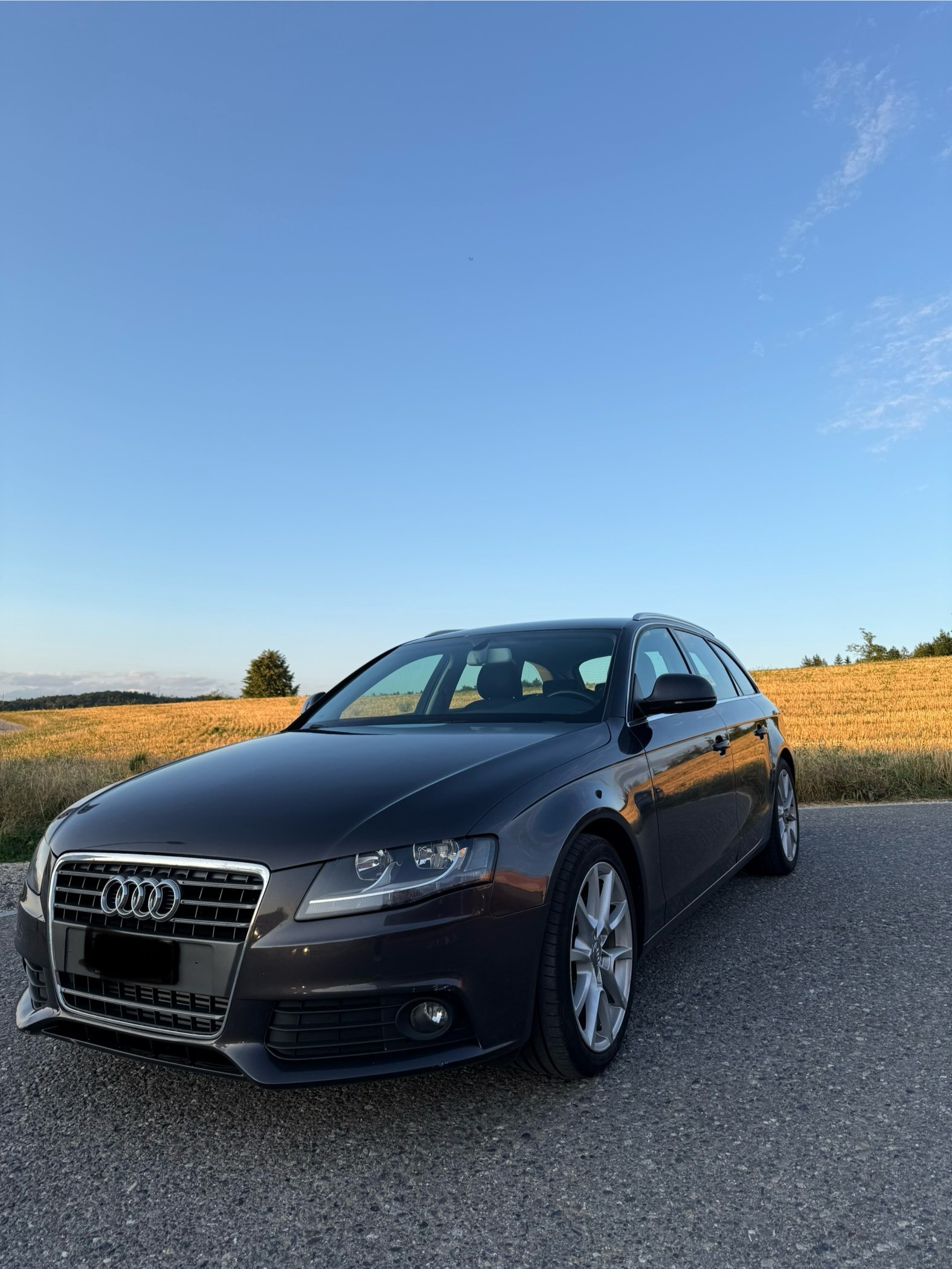 AUDI 2.0 TDI 143 M-Tronic-image-0