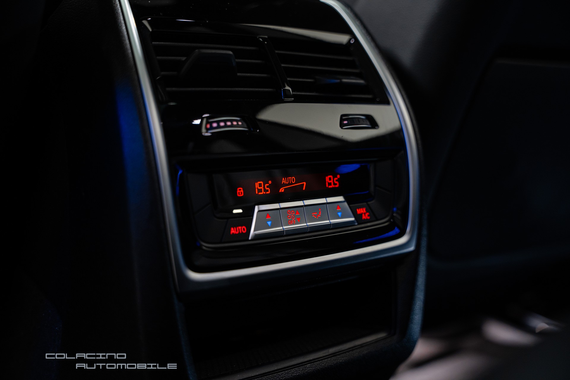 BMW X5 xDrive 48V 40d M Sport Steptronic-image-15