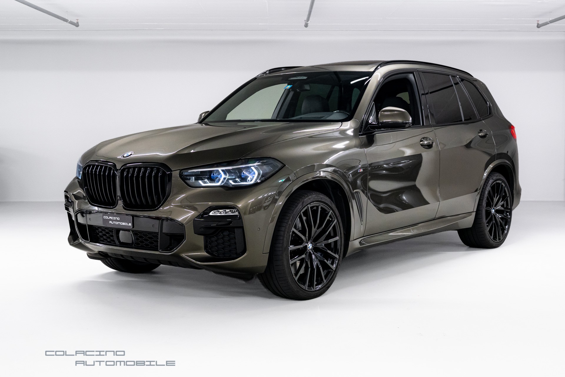 BMW X5 xDrive 48V 40d M Sport Steptronic-image-0