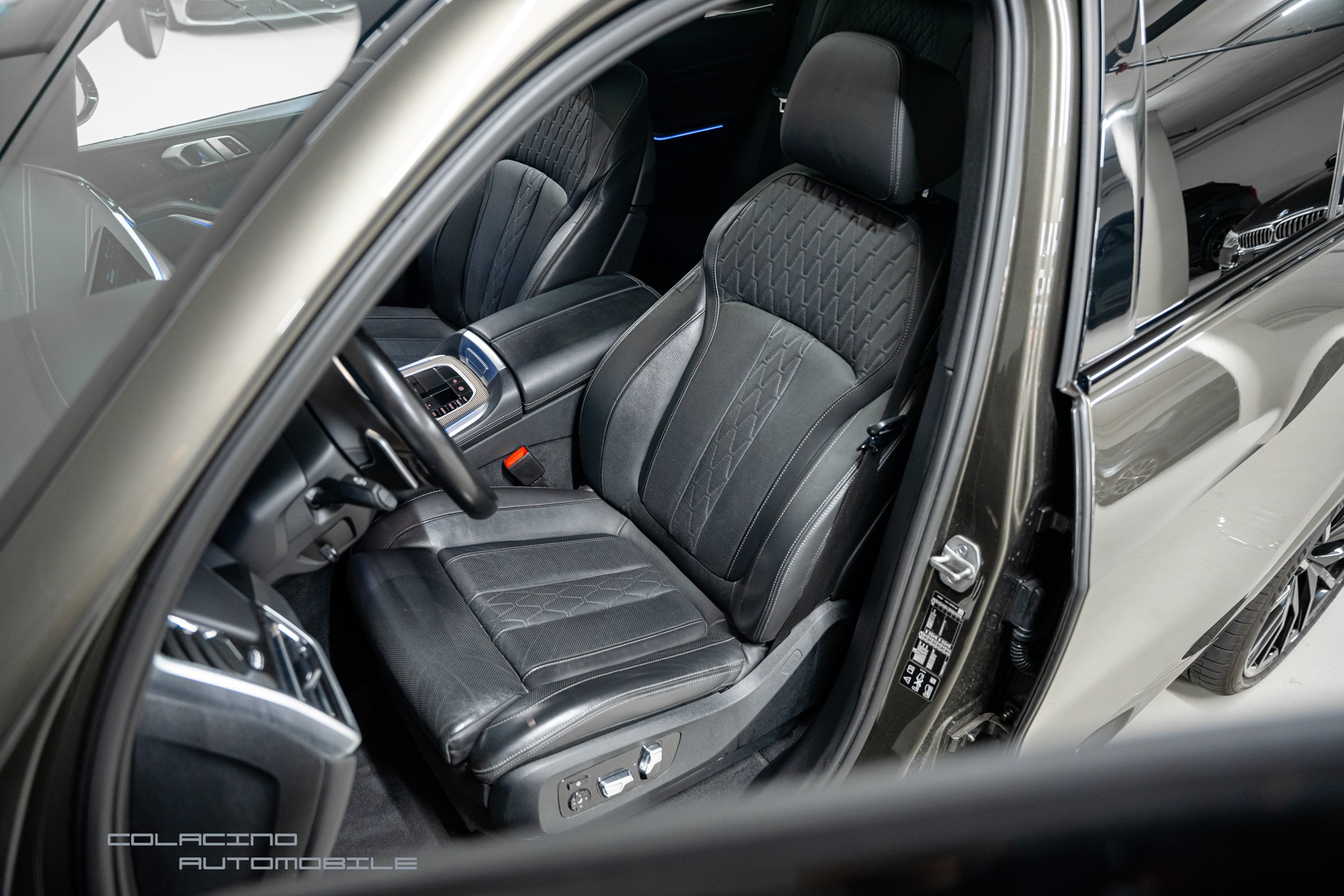 BMW X5 xDrive 48V 40d M Sport Steptronic-image-11