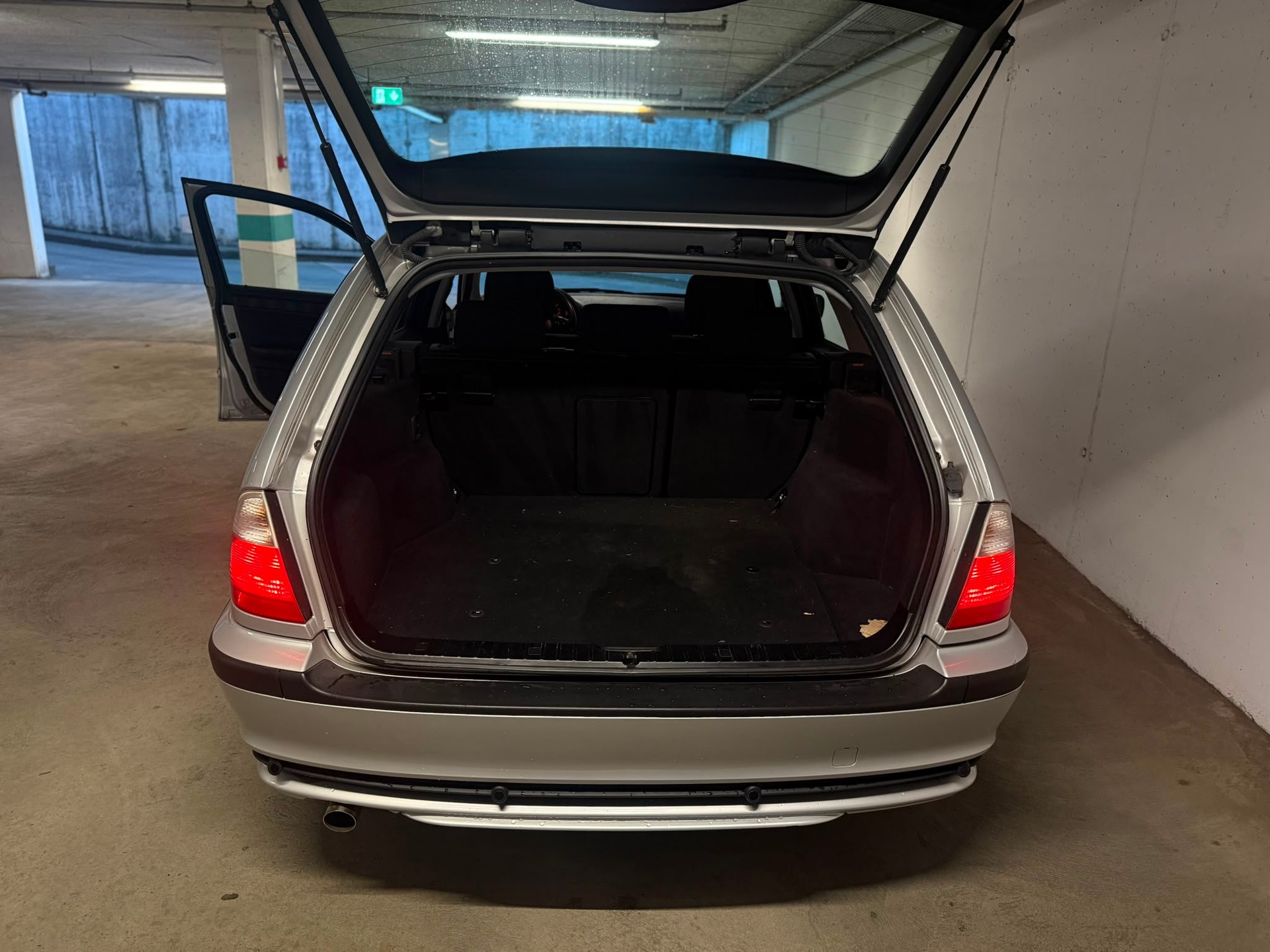 BMW 318i Touring Automatik // MFK NEU-image-9