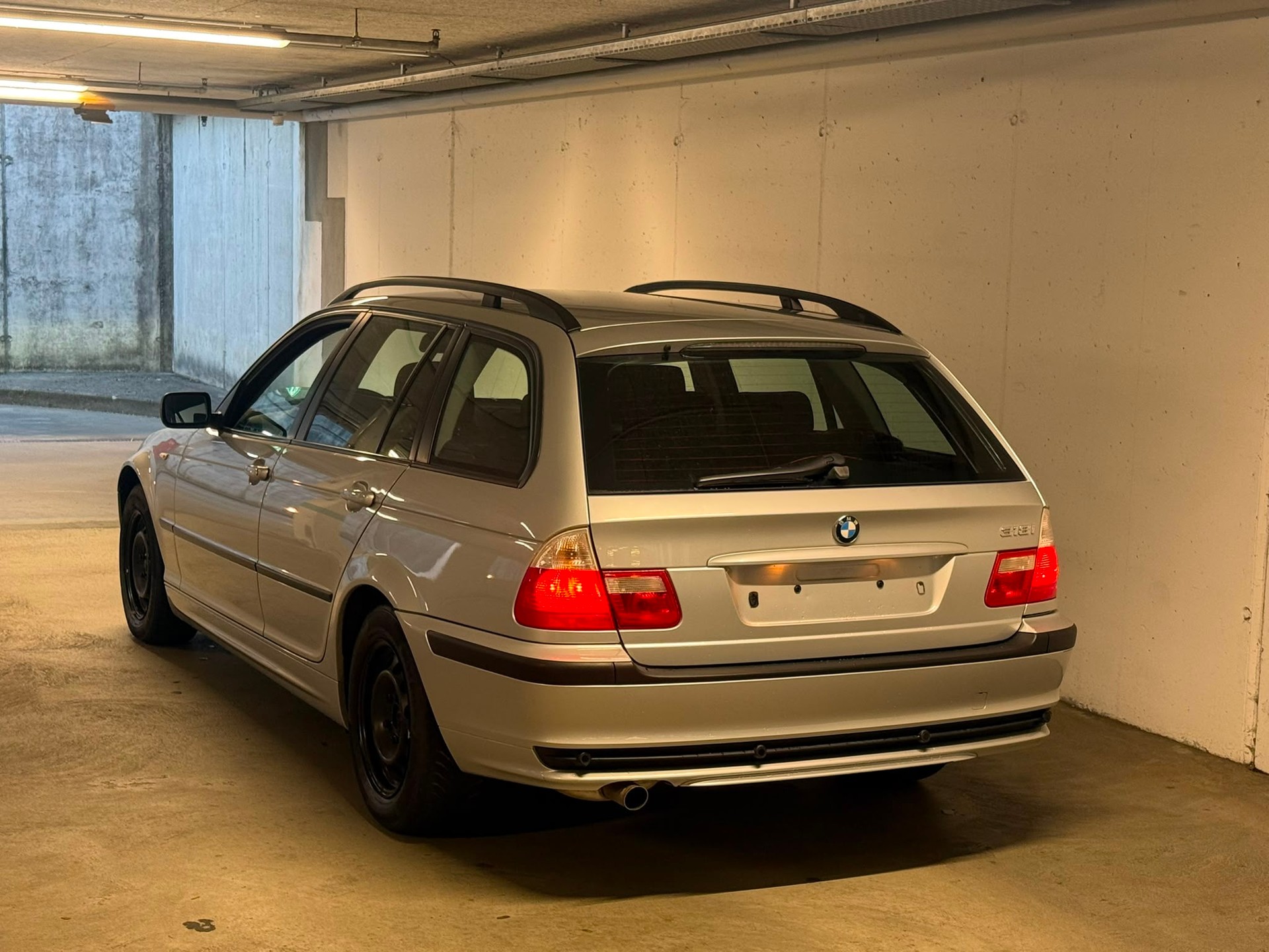 BMW 318i Touring Automatik // MFK NEU-image-4