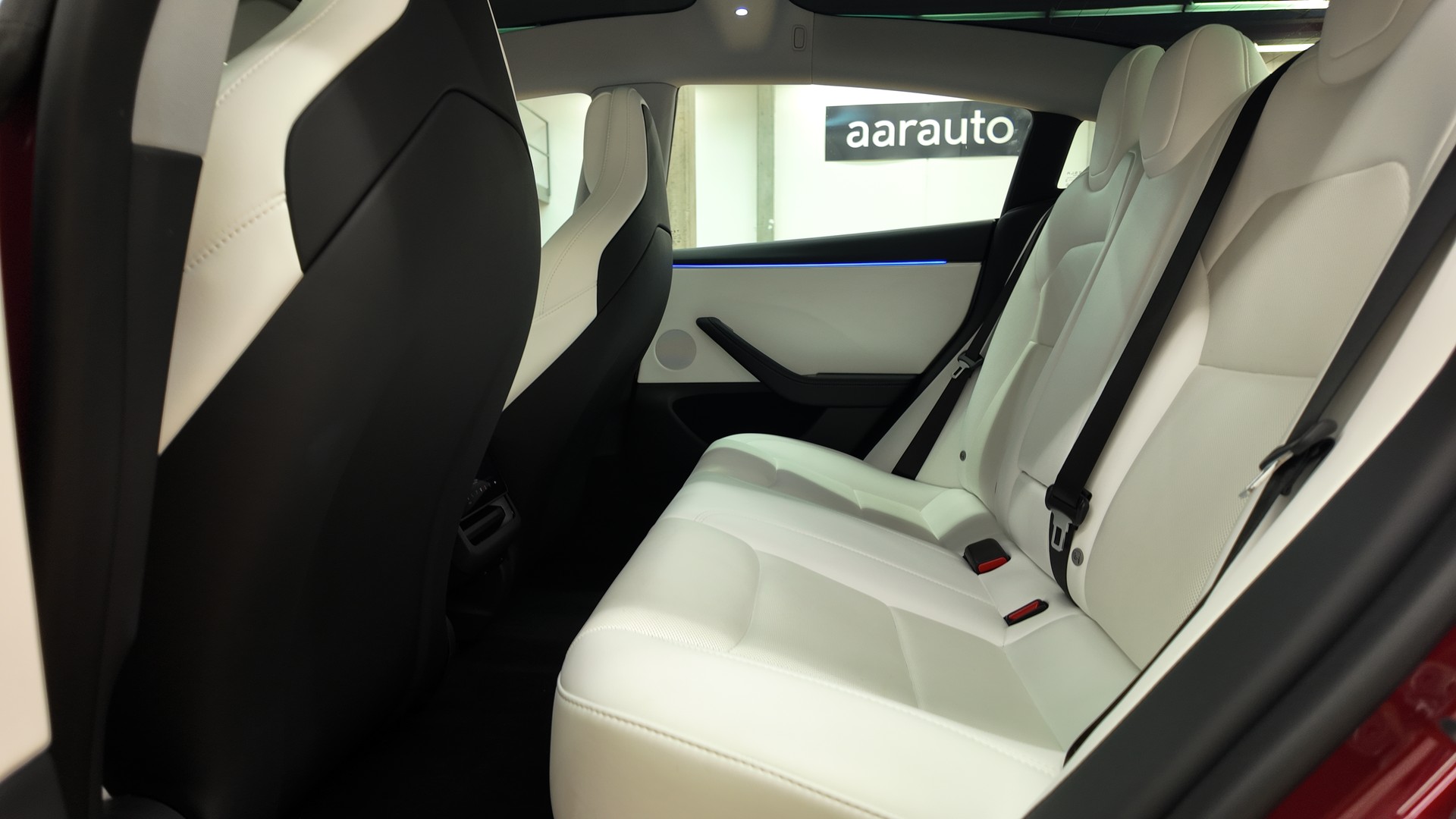 TESLA Model 3 Dual Motor Performance AWD-image-17
