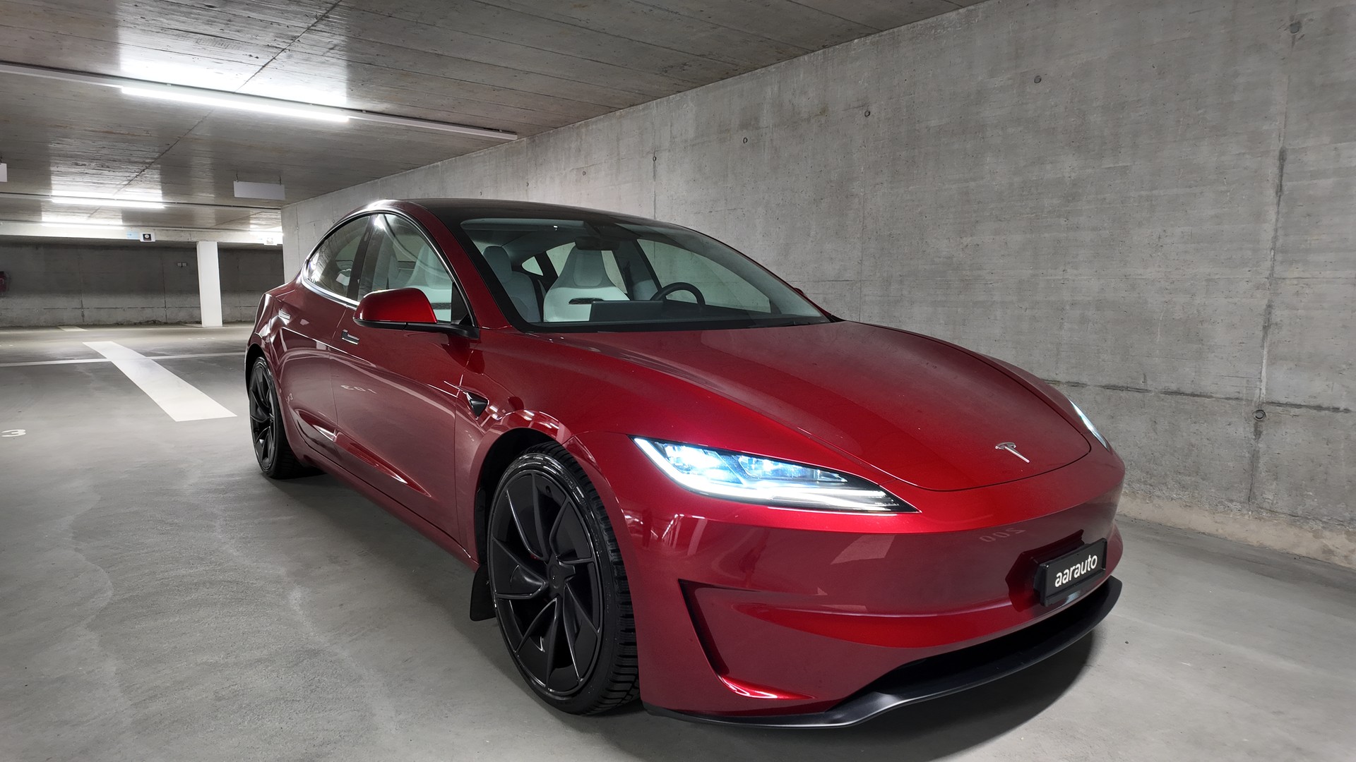 TESLA Model 3 Dual Motor Performance AWD-image-4