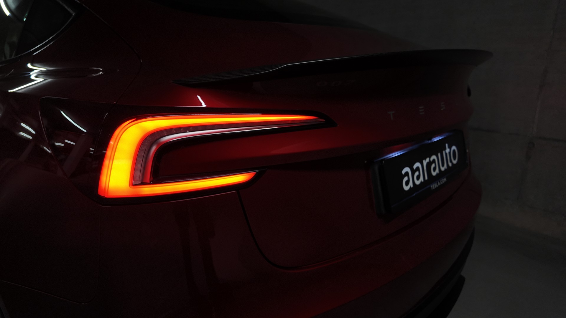 TESLA Model 3 Dual Motor Performance AWD-image-7