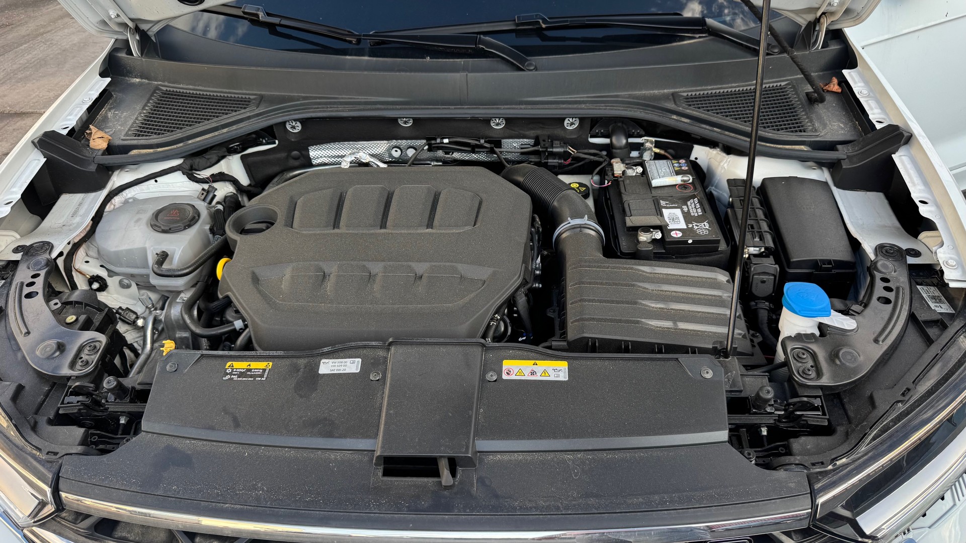 VW T-Roc 2.0 TSI R-Line DSG 4Motion-image-15
