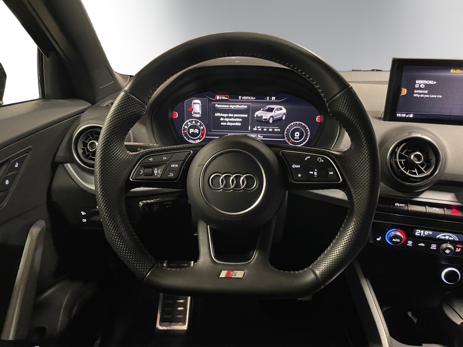AUDI Q2 35 TFSI Sport S-tronic-image-11
