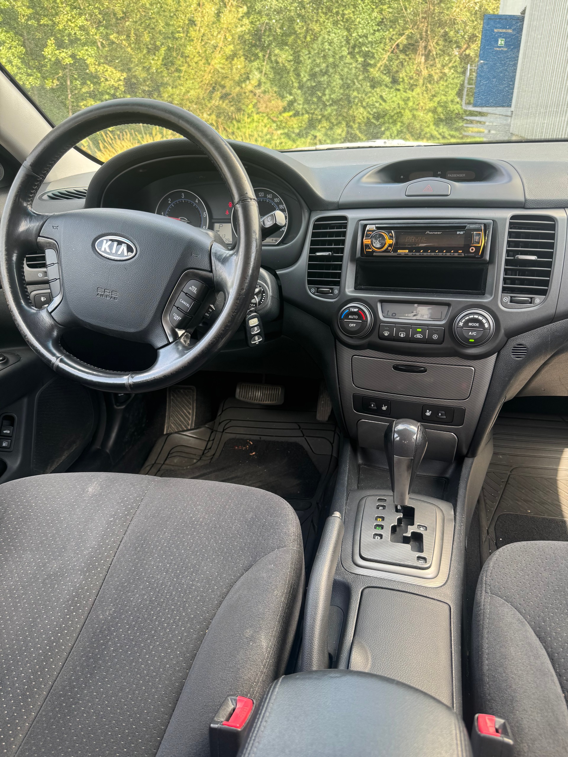 KIA Magentis 2.0 CRDi Trend-image-11