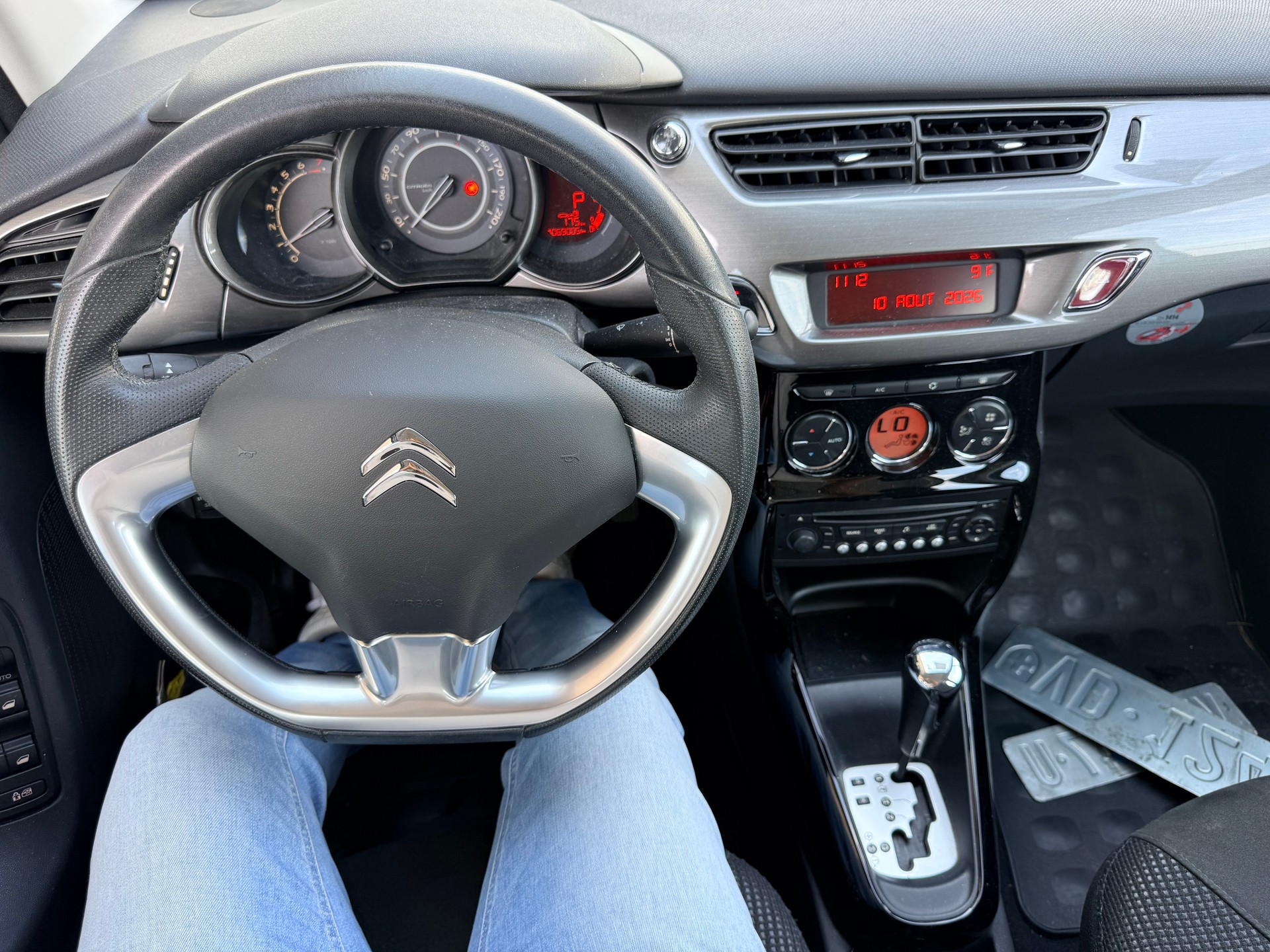 CITROEN C3 1.6i 16V Exclusive Automatic-image-10