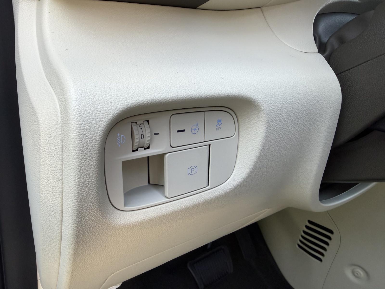 HYUNDAI Inster 49 kWh Electric Vertex-image-12