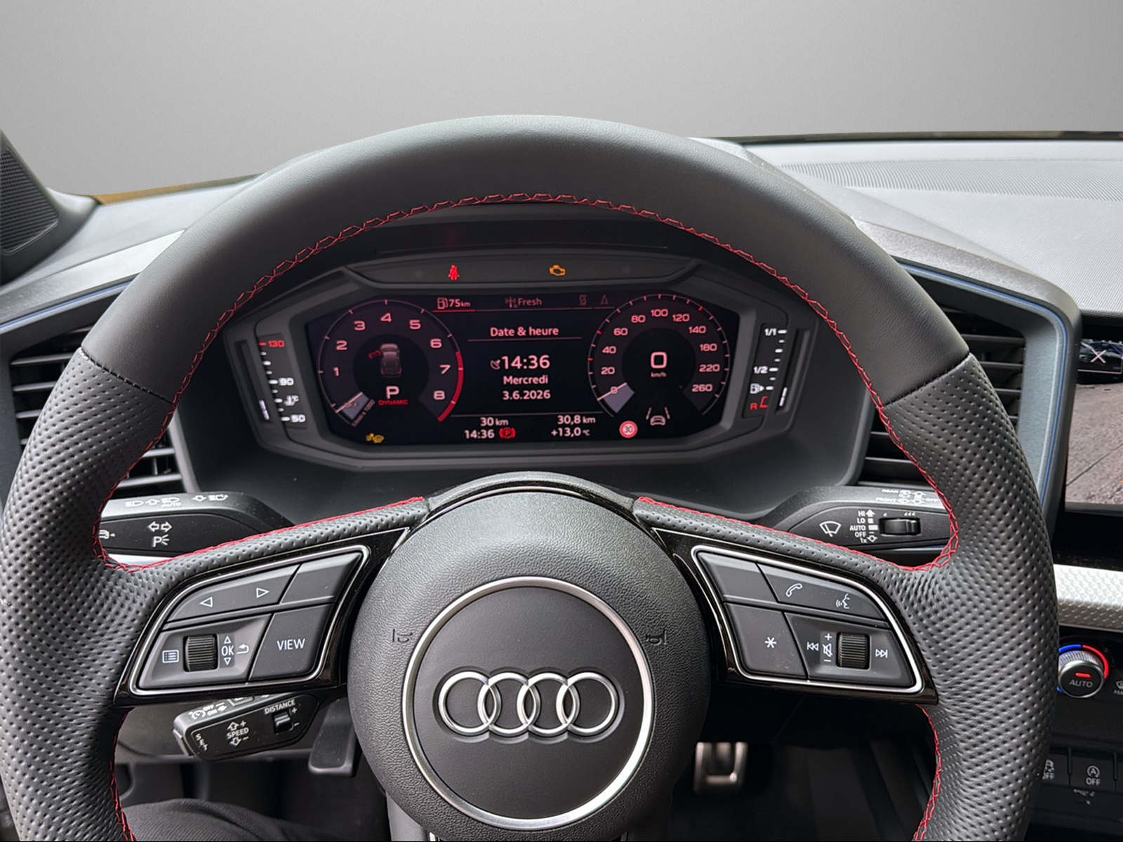 AUDI A1 Sportback 30 TFSI S Line Attraction S-tronic-image-8