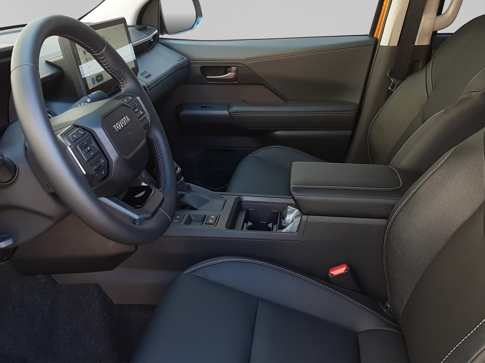 TOYOTA Hilux Double Cab.-Pick-up 2.8 D-4D MHEV 204 Style-image-8