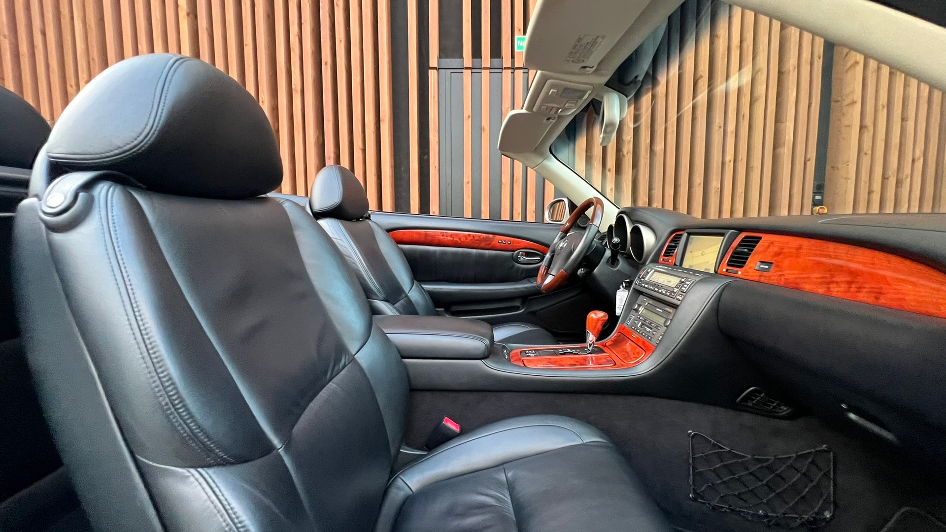 LEXUS SC 430 AUTOMATIC CABRIO l 286 PS-image-24