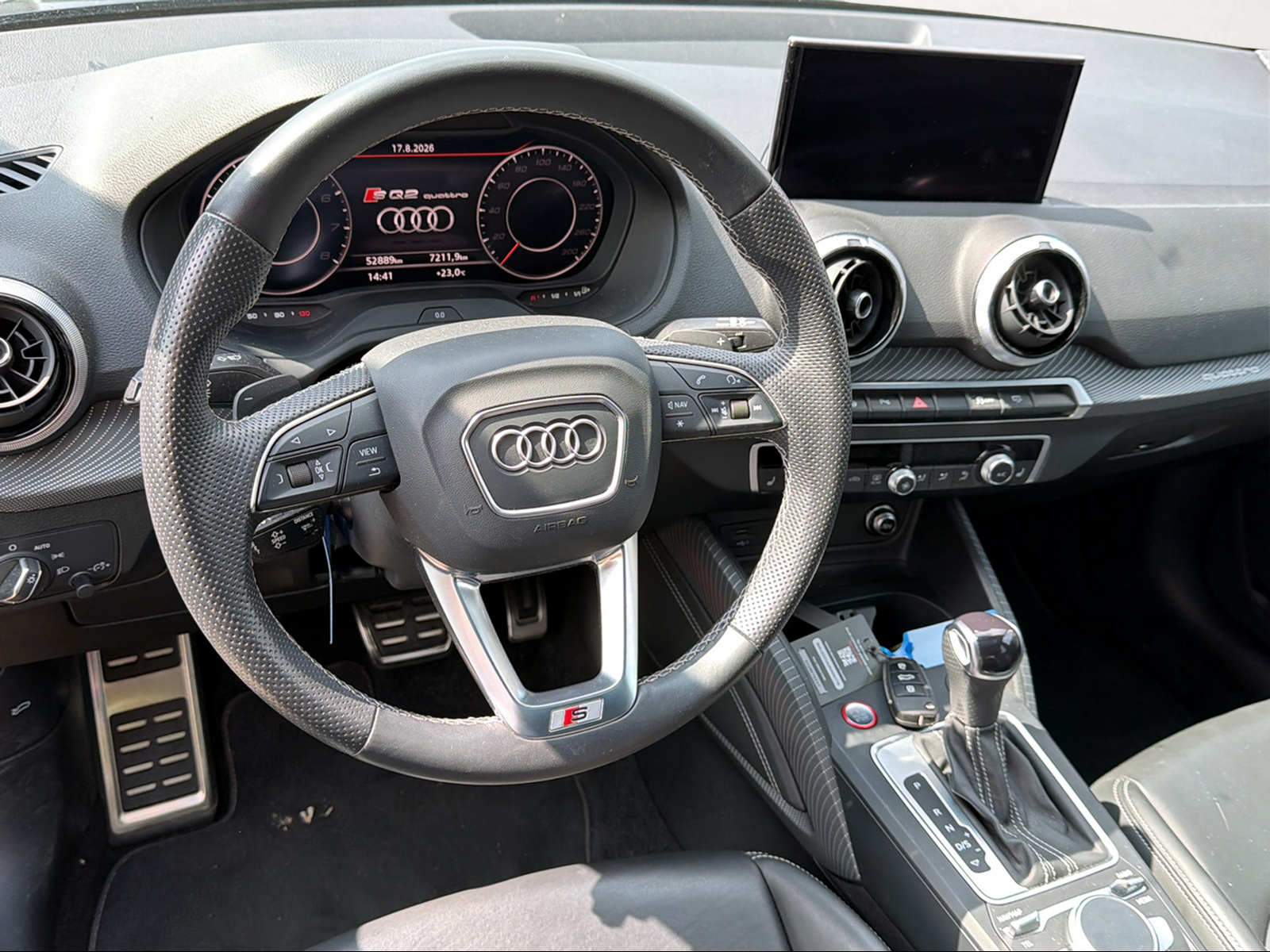 AUDI SQ2 TFSI quattro S-tronic-image-3