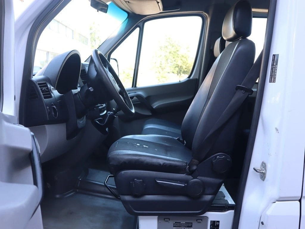 MERCEDES-BENZ Sprinter 316 CDI Lang** 7-Plätzer ** AHK ** Frisch ab MFK & Service **-image-7