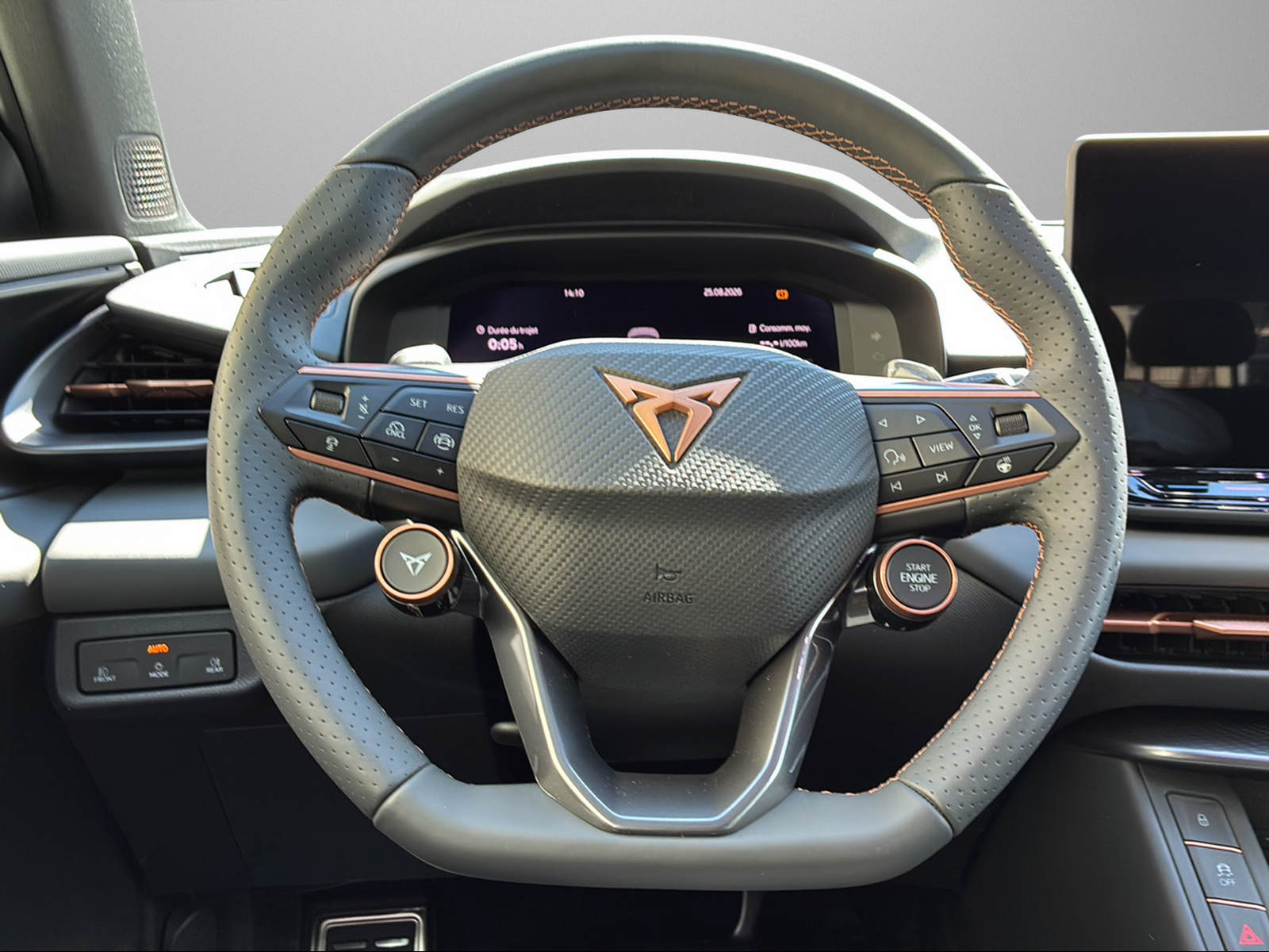 CUPRA Terramar 1.5 eTSI DSG-image-9