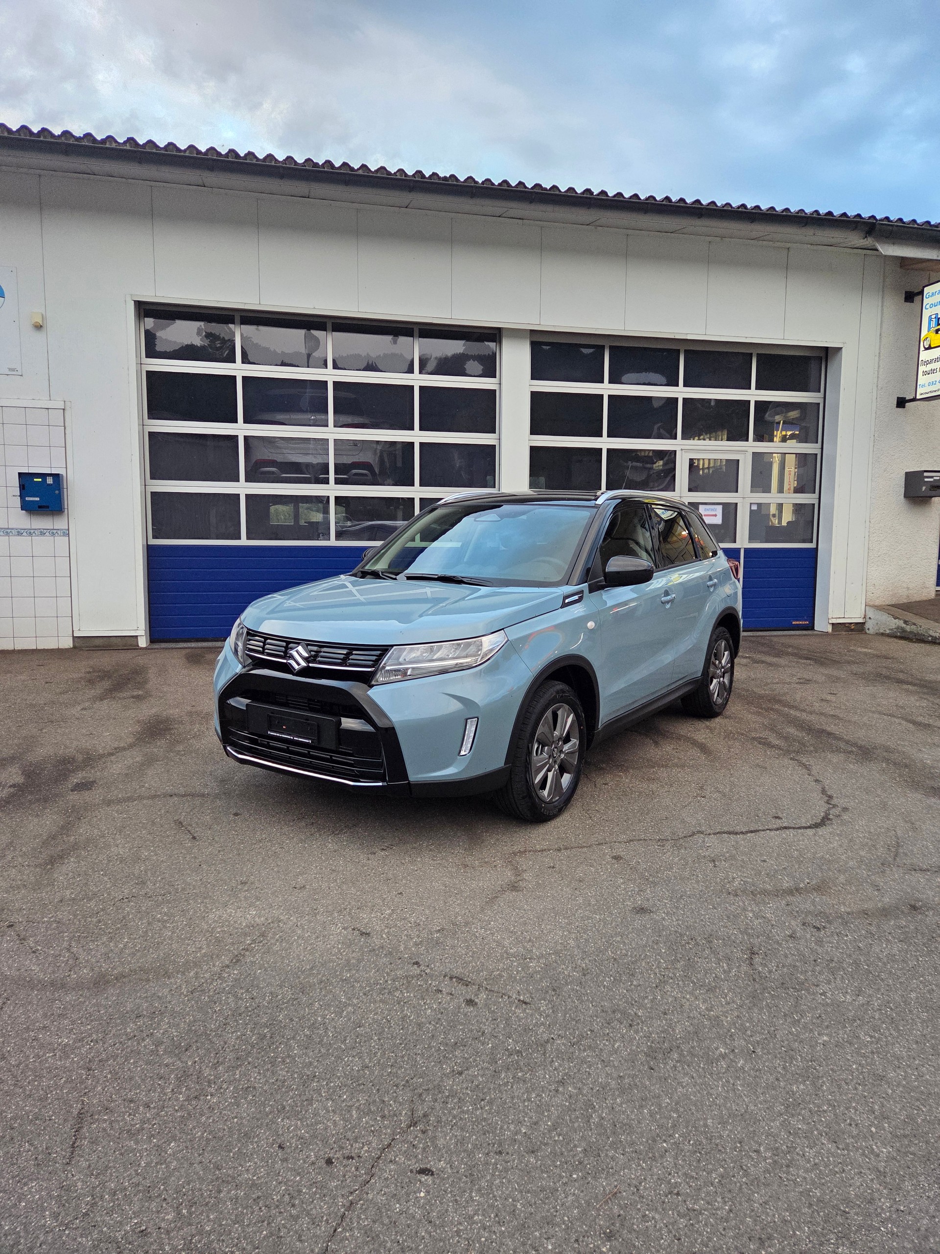 SUZUKI Vitara 1.4 Boosterjet Compact + 4x4 Hybrid-image-0