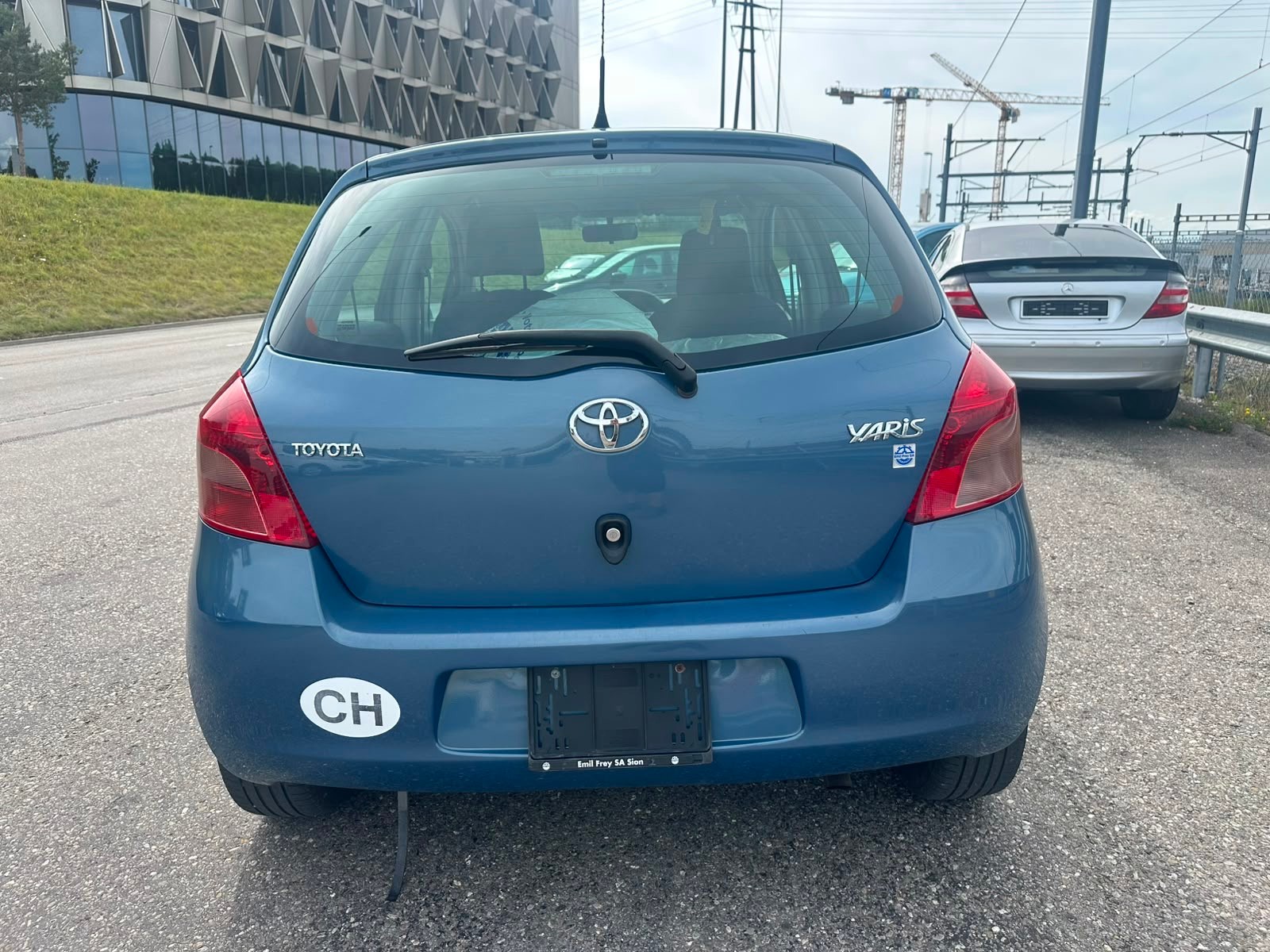 TOYOTA Yaris 1.3 City-image-5