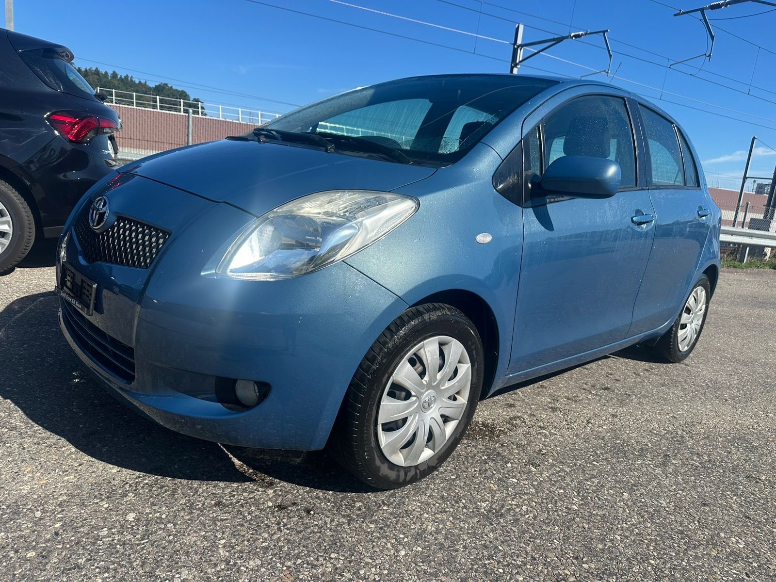 TOYOTA Yaris 1.3 City