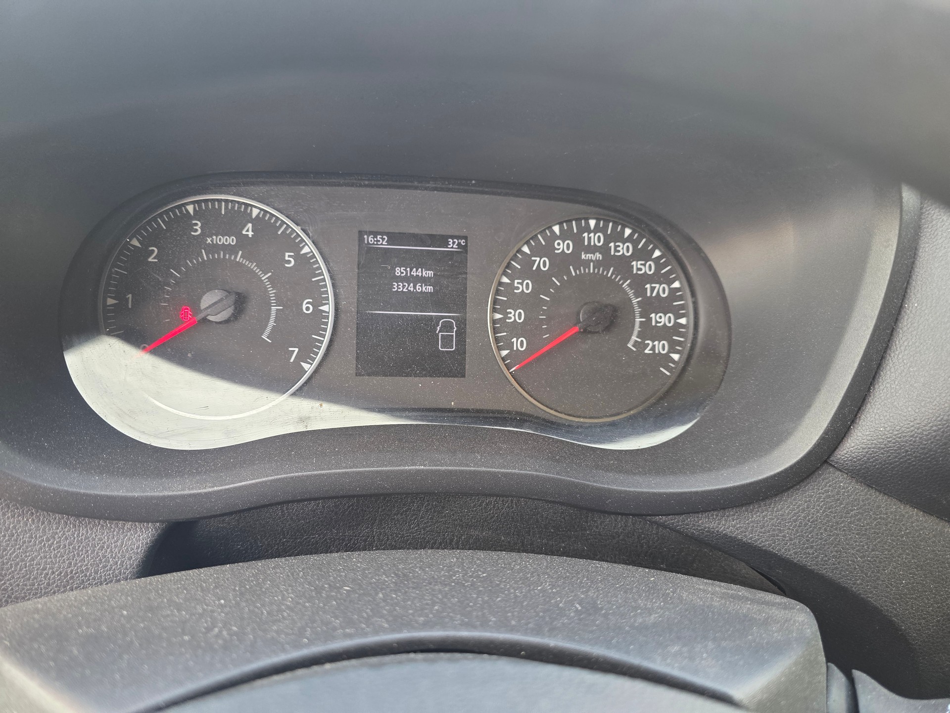 RENAULT Master T35 2.3dCi 135 L3H3-image-10