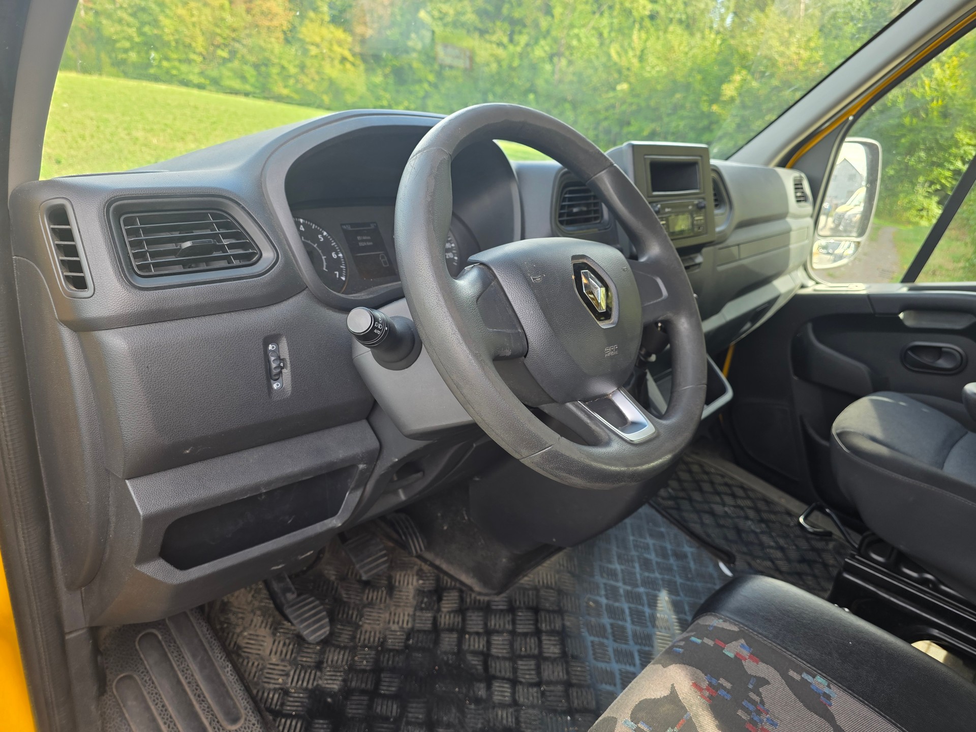 RENAULT Master T35 2.3dCi 135 L3H3-image-8