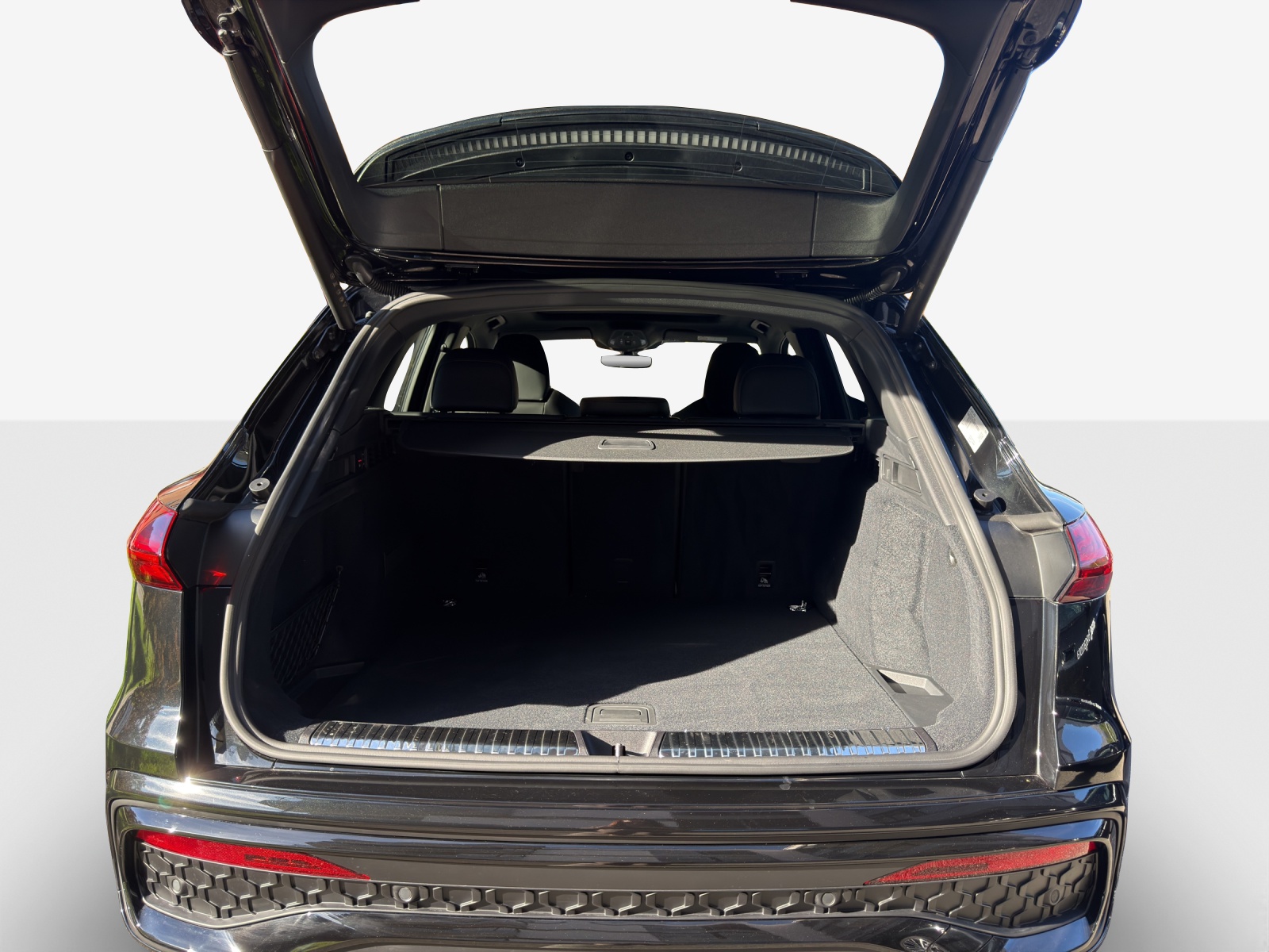 AUDI SQ5 TFSI quattro S-tronic-image-12