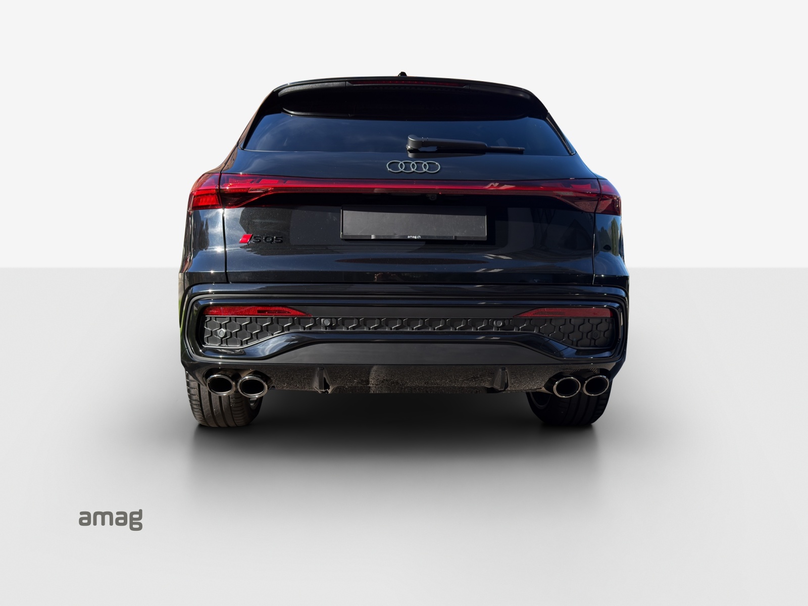 AUDI SQ5 TFSI quattro S-tronic-showroom-element-3