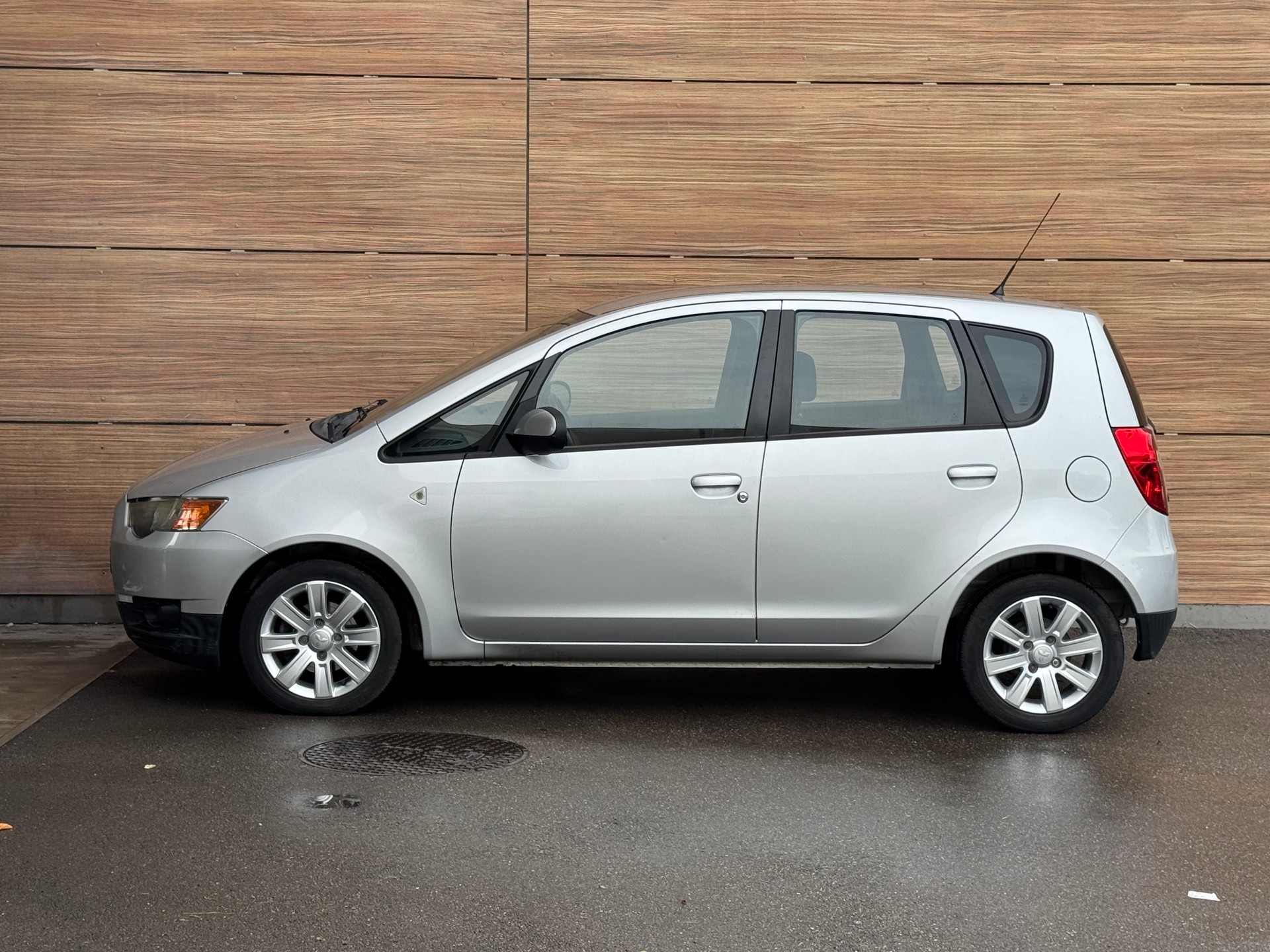 MITSUBISHI COLT 1.3 16V *AUTOMATIK*-image-2
