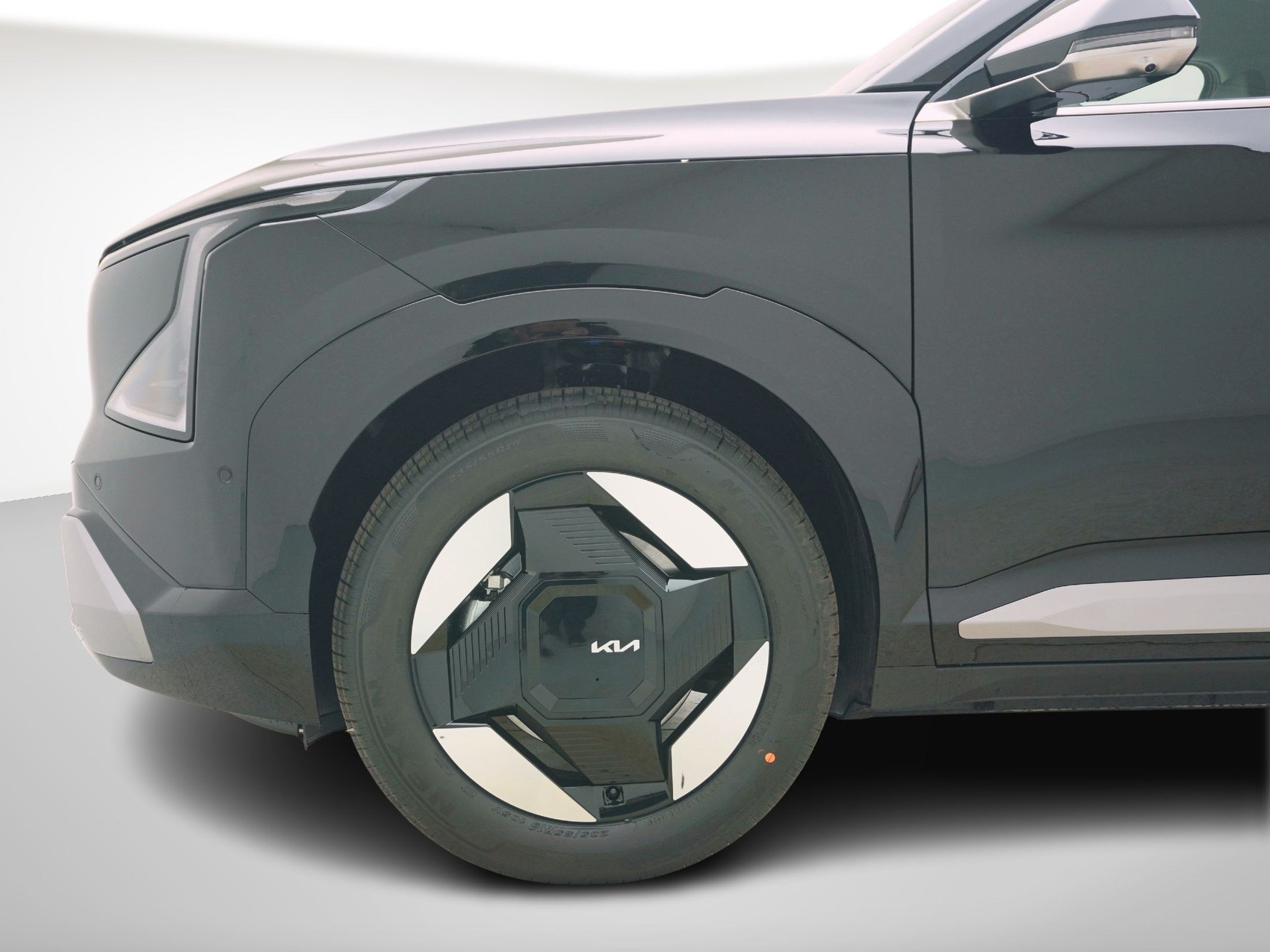 KIA EV5 81 kWh Earth-image-7