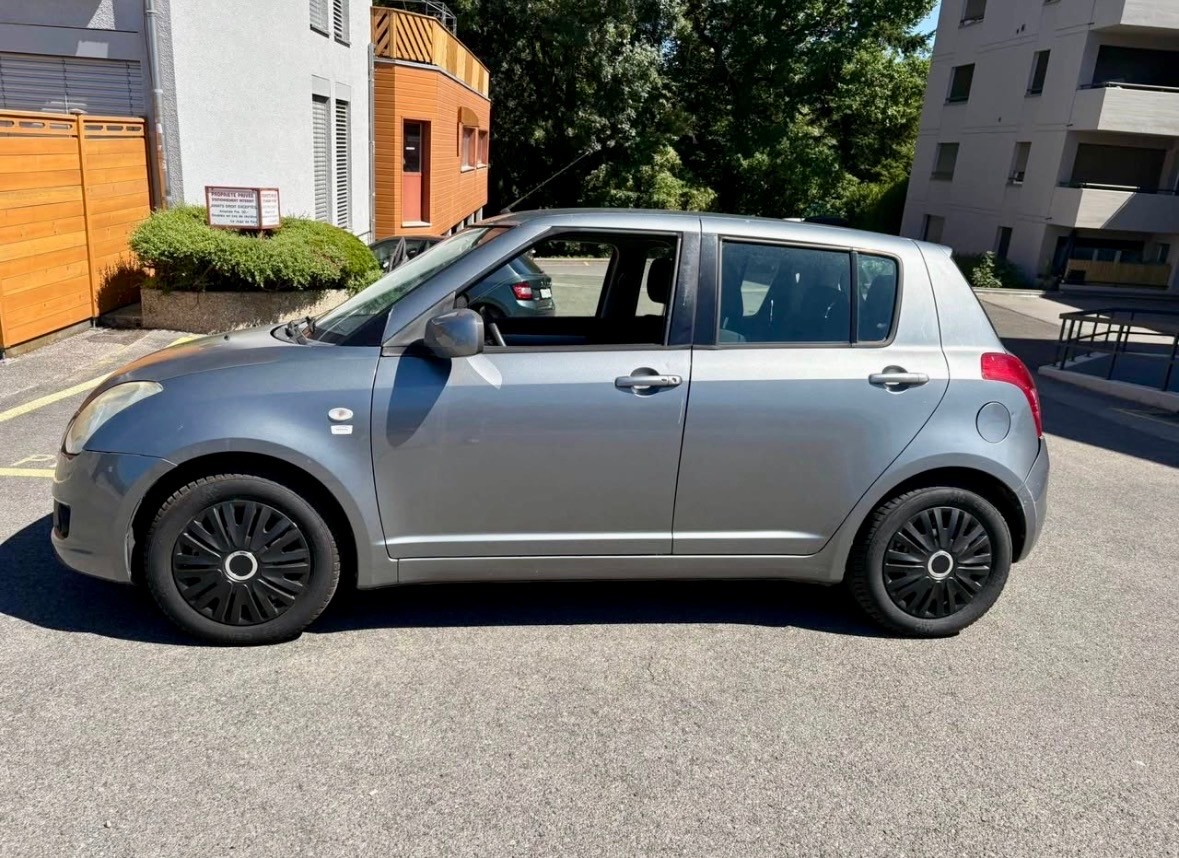 SUZUKI Swift 1.5i 16V VVT GL Top-image-6