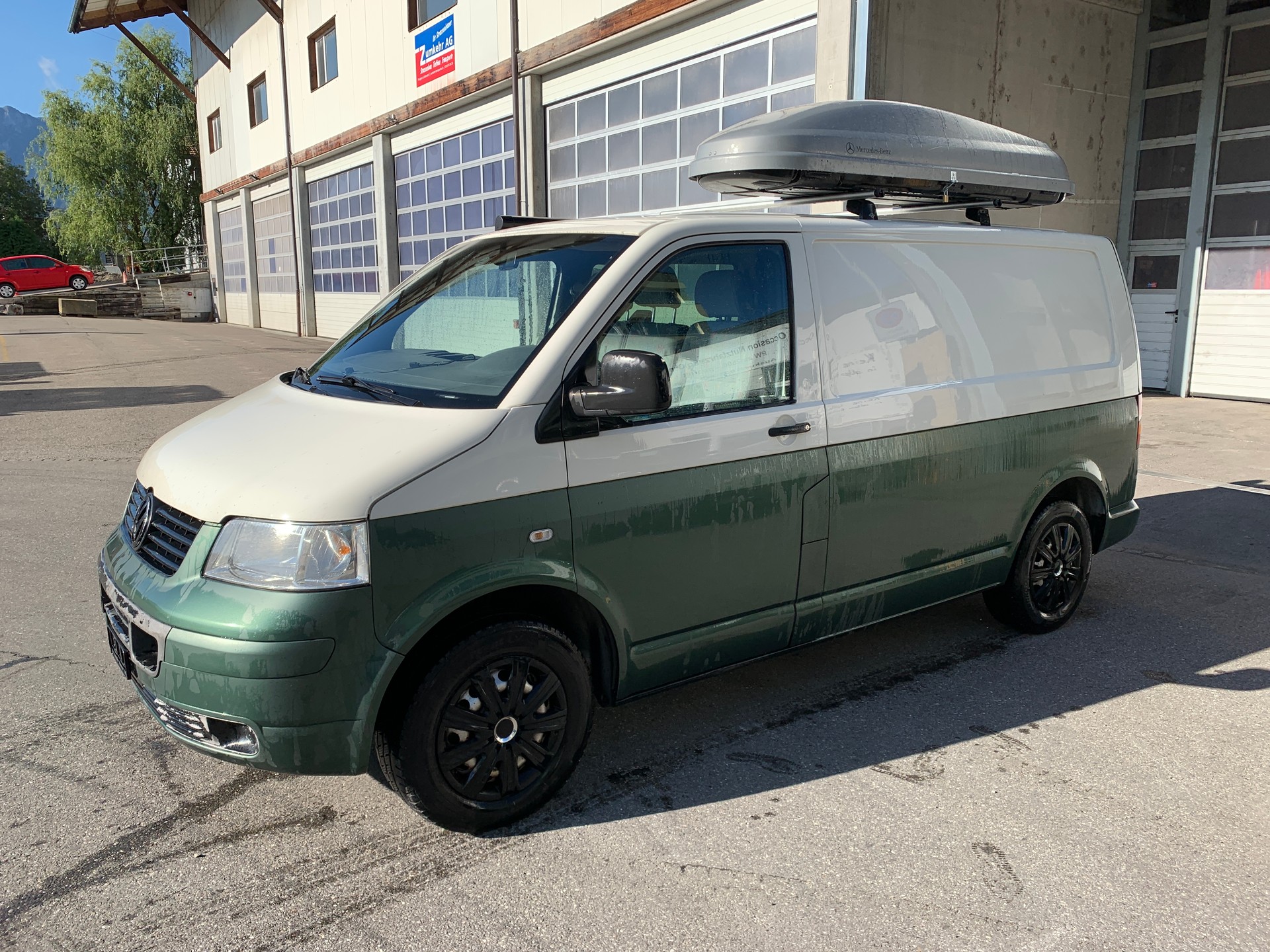 VW T5 1.9 TDI CAMPER-image-1