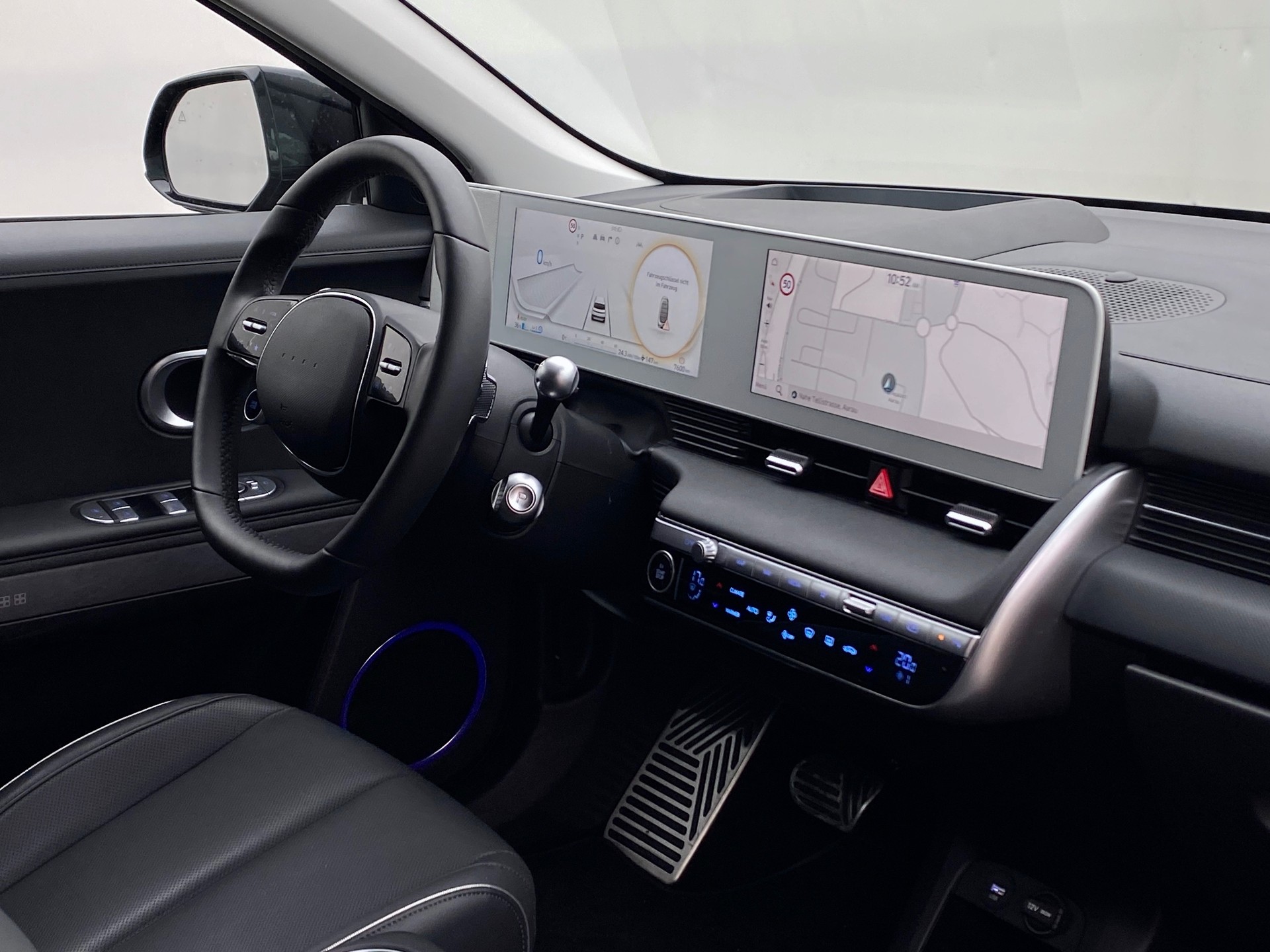 HYUNDAI Ioniq 5 77kWh*Swiss*Amplia*4WD*Wärmepumpe*-image-7