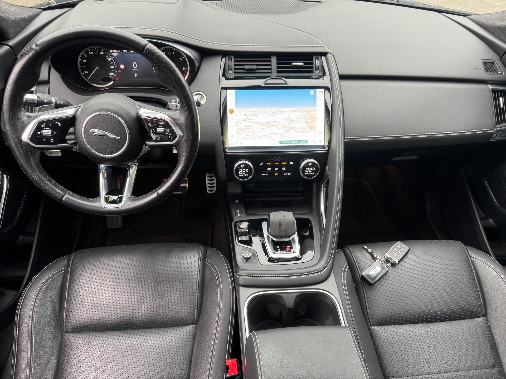 JAGUAR E-Pace 2.0 P200 R-Dynamic AWD Black-image-27