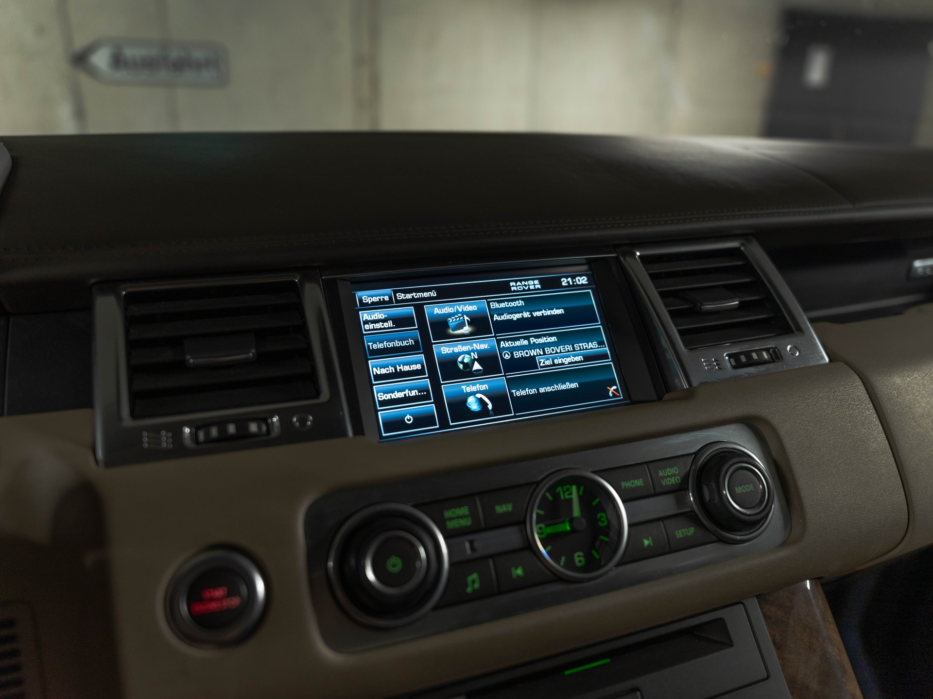 LAND ROVER Range Rover Sport 3.0 TDV6 HSE Automatic-image-19