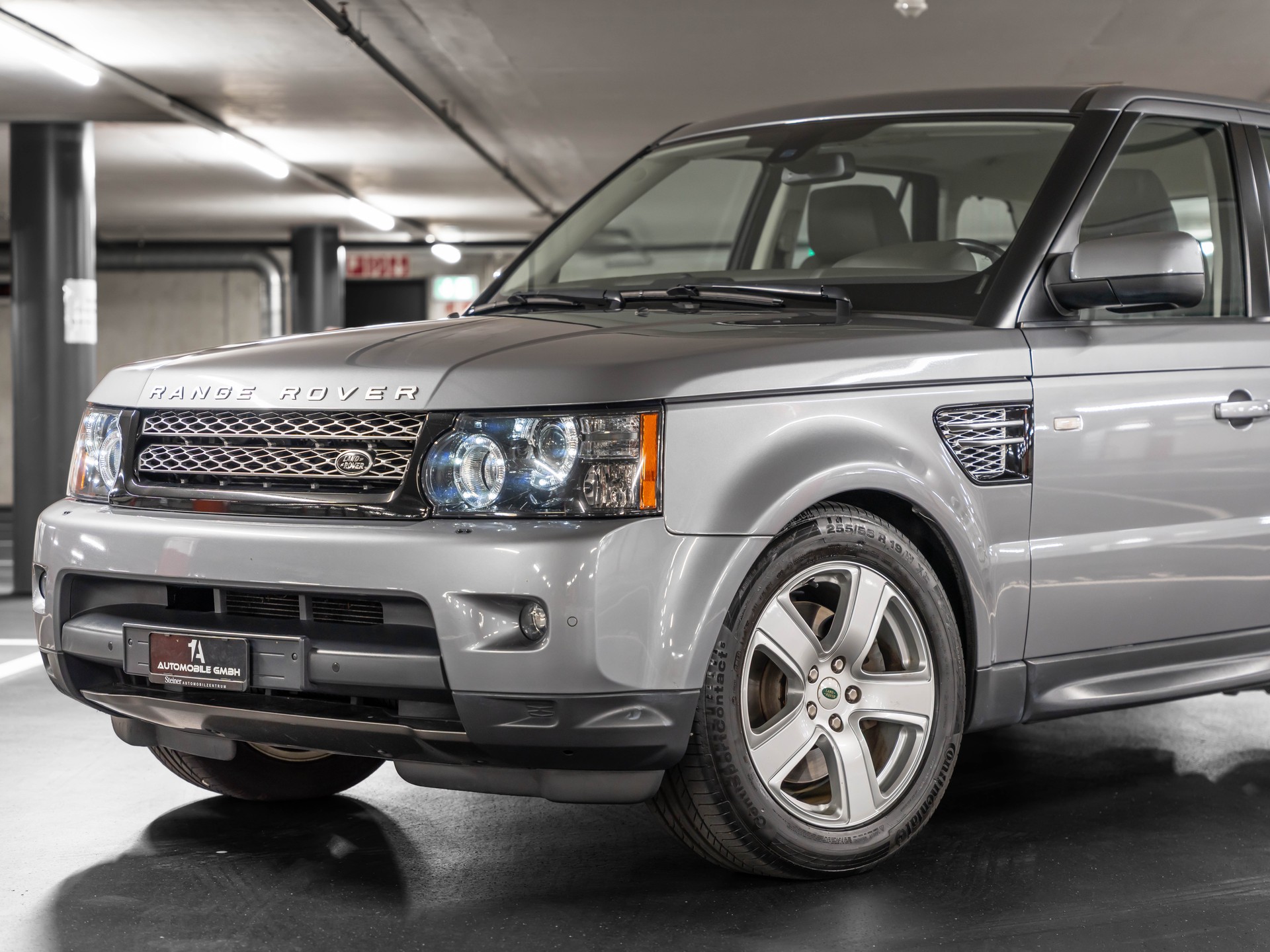 LAND ROVER Range Rover Sport 3.0 TDV6 HSE Automatic-image-1