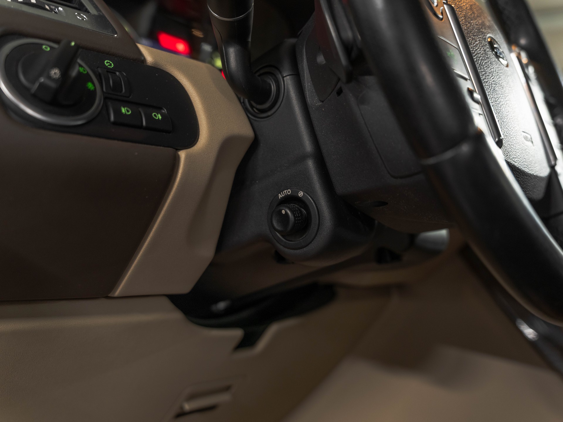 LAND ROVER Range Rover Sport 3.0 TDV6 HSE Automatic-image-17