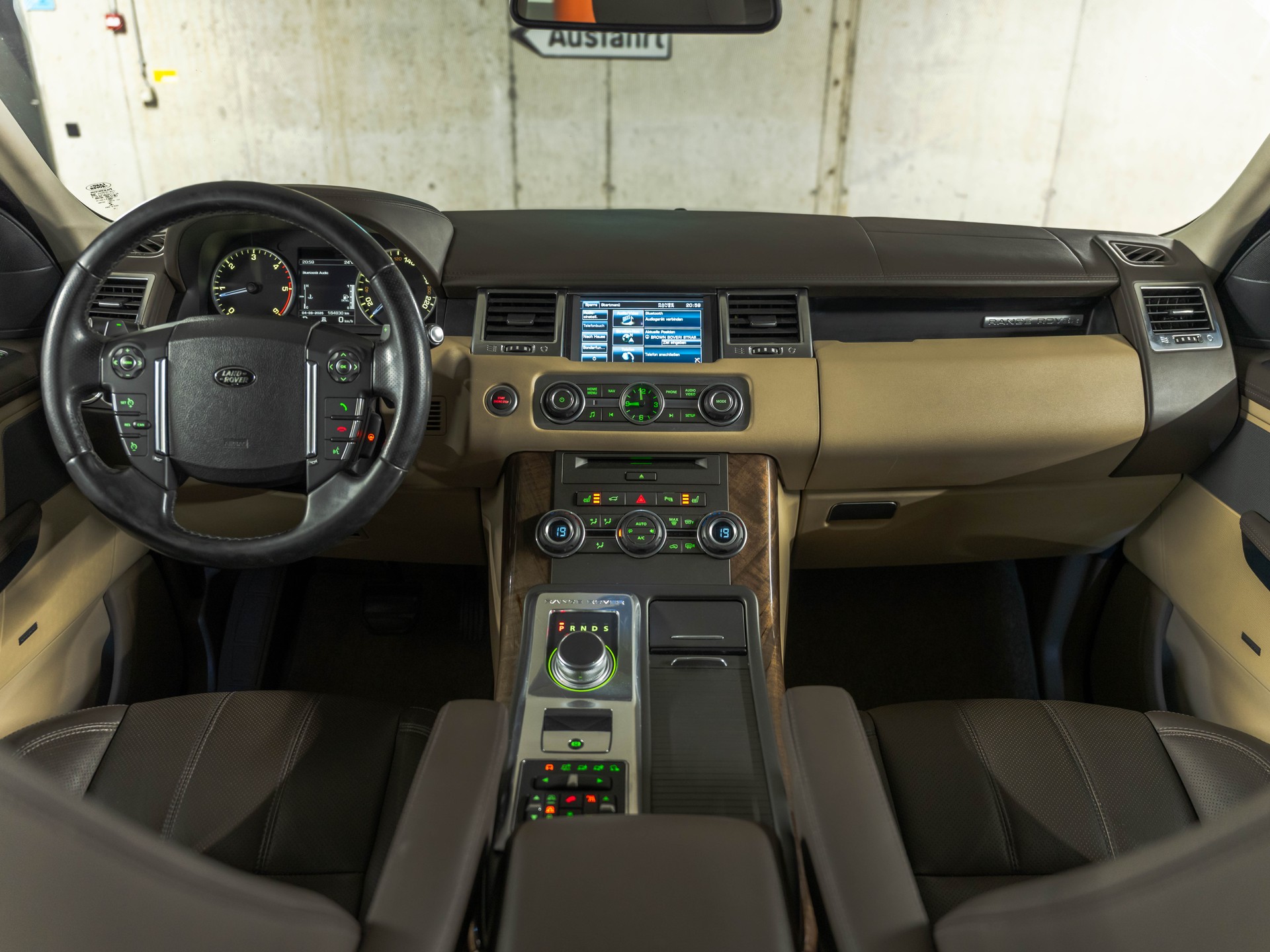 LAND ROVER Range Rover Sport 3.0 TDV6 HSE Automatic-image-14