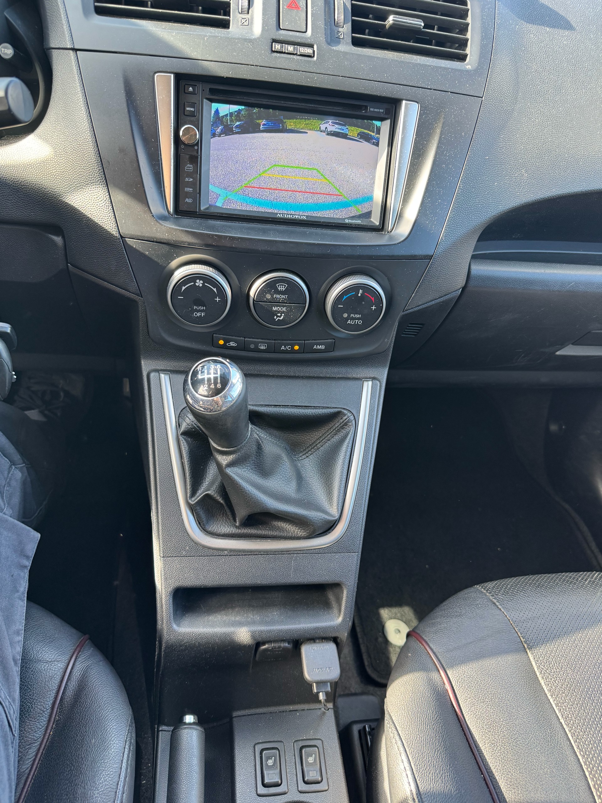 MAZDA 5 1.6 16V CD Confort-image-6