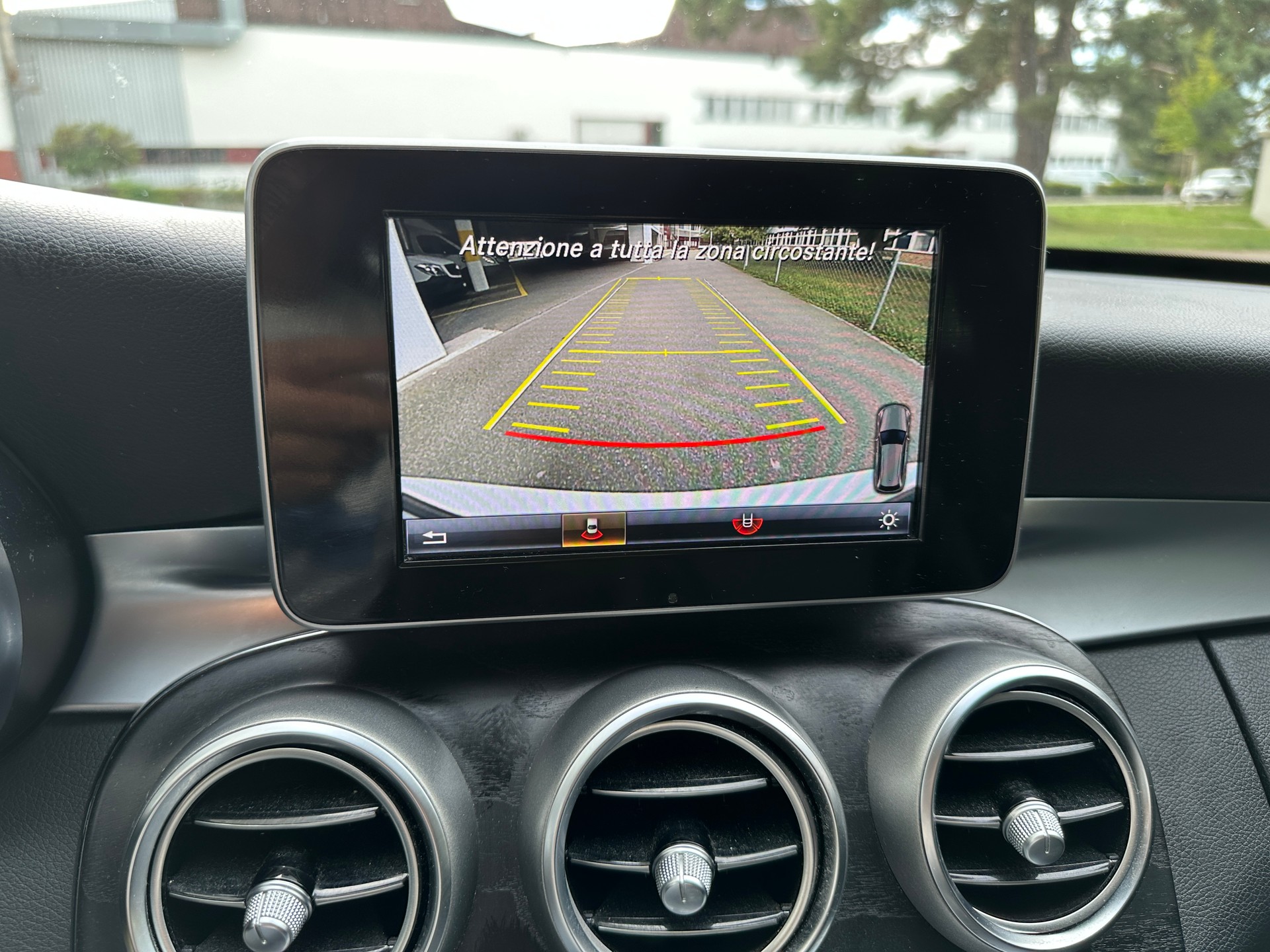 MERCEDES-BENZ C 220 d Avantgarde 4Matic 7G-Tronic-image-8
