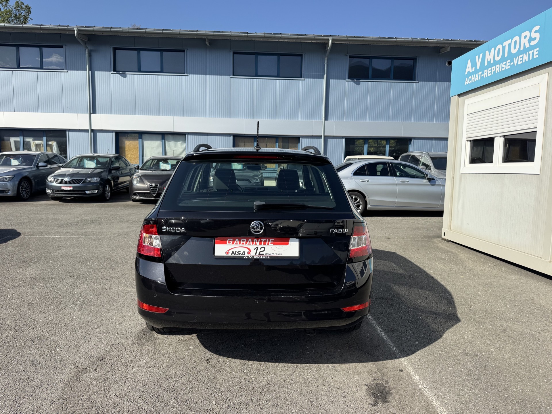 SKODA Fabia Combi 1.0 TSI Ambition-image-5