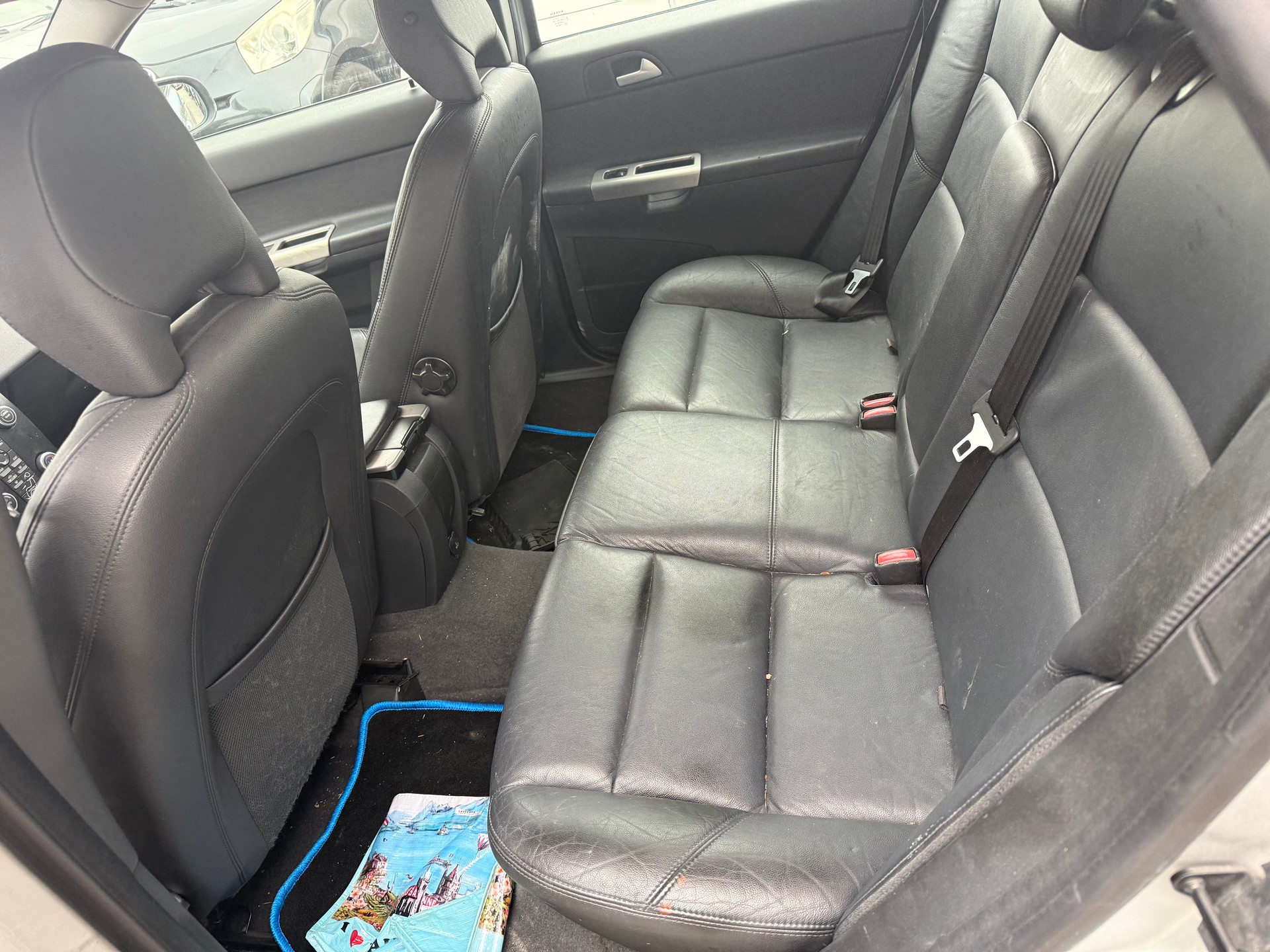VOLVO V50 2.0D-image-9