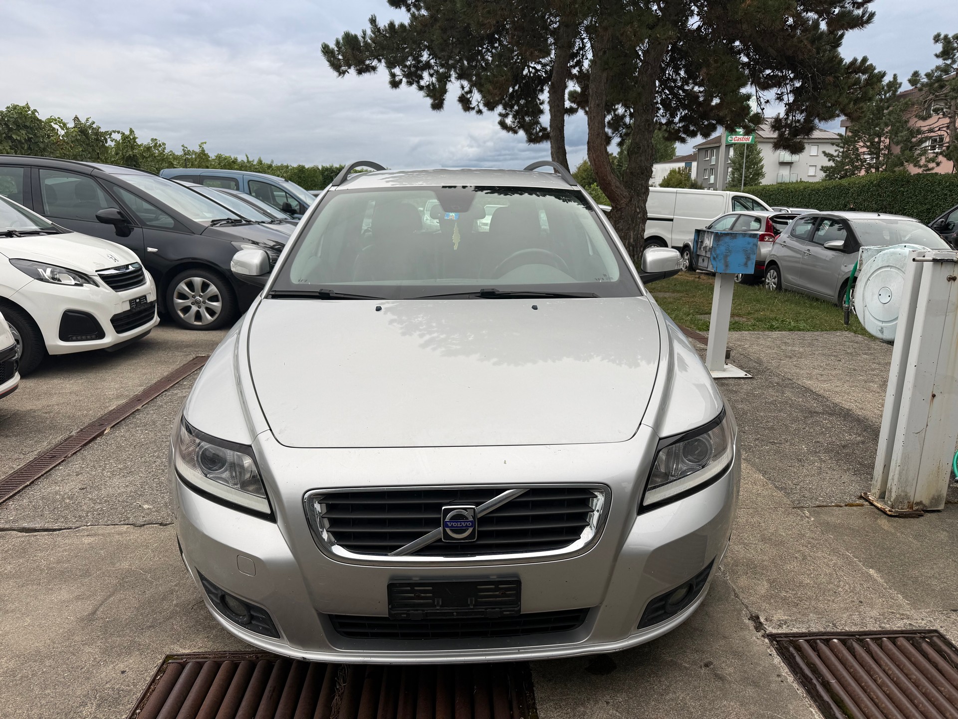 VOLVO V50 2.0D-image-0