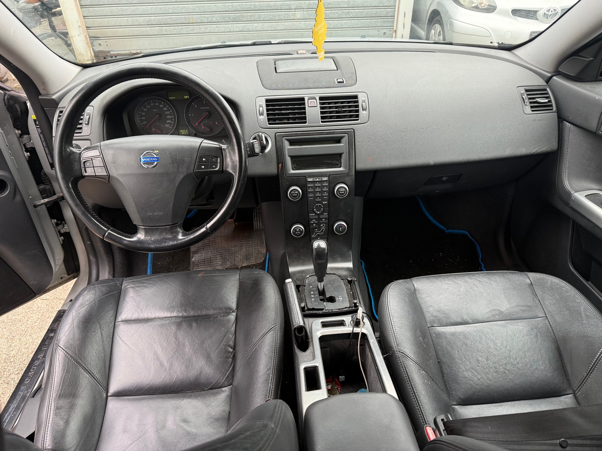 VOLVO V50 2.0D-image-10