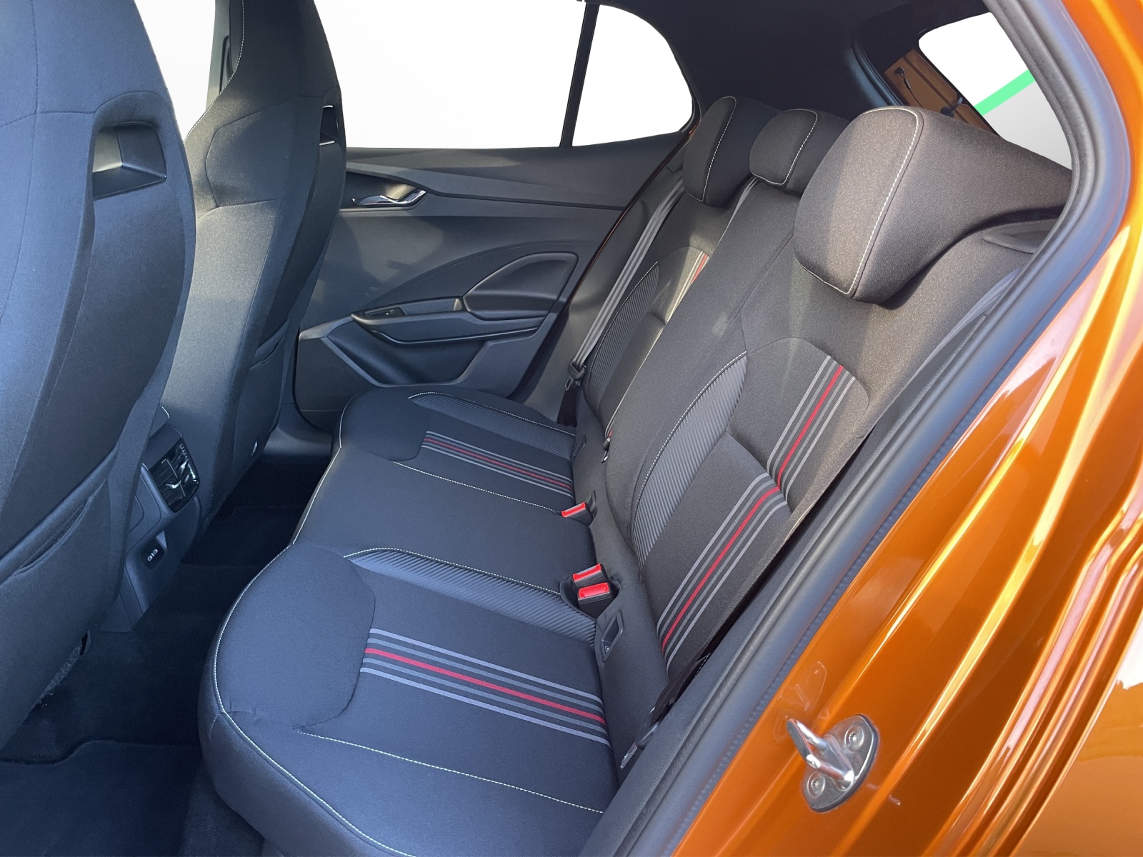 SKODA Fabia 1.0 TSI Monte Carlo DSG-image-13