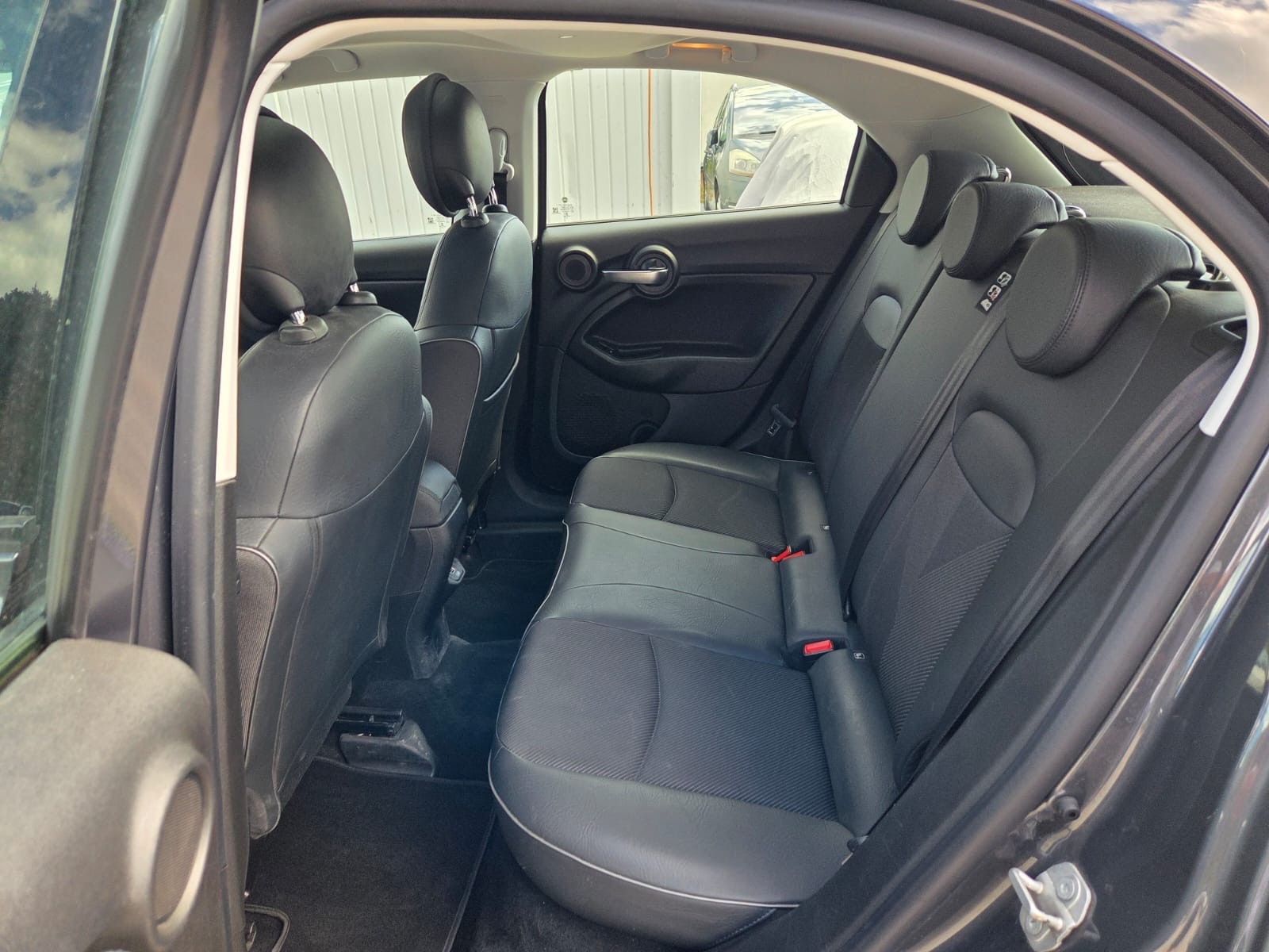 FIAT 500X 2.0MJ Cross 4x4 Automatic-image-11